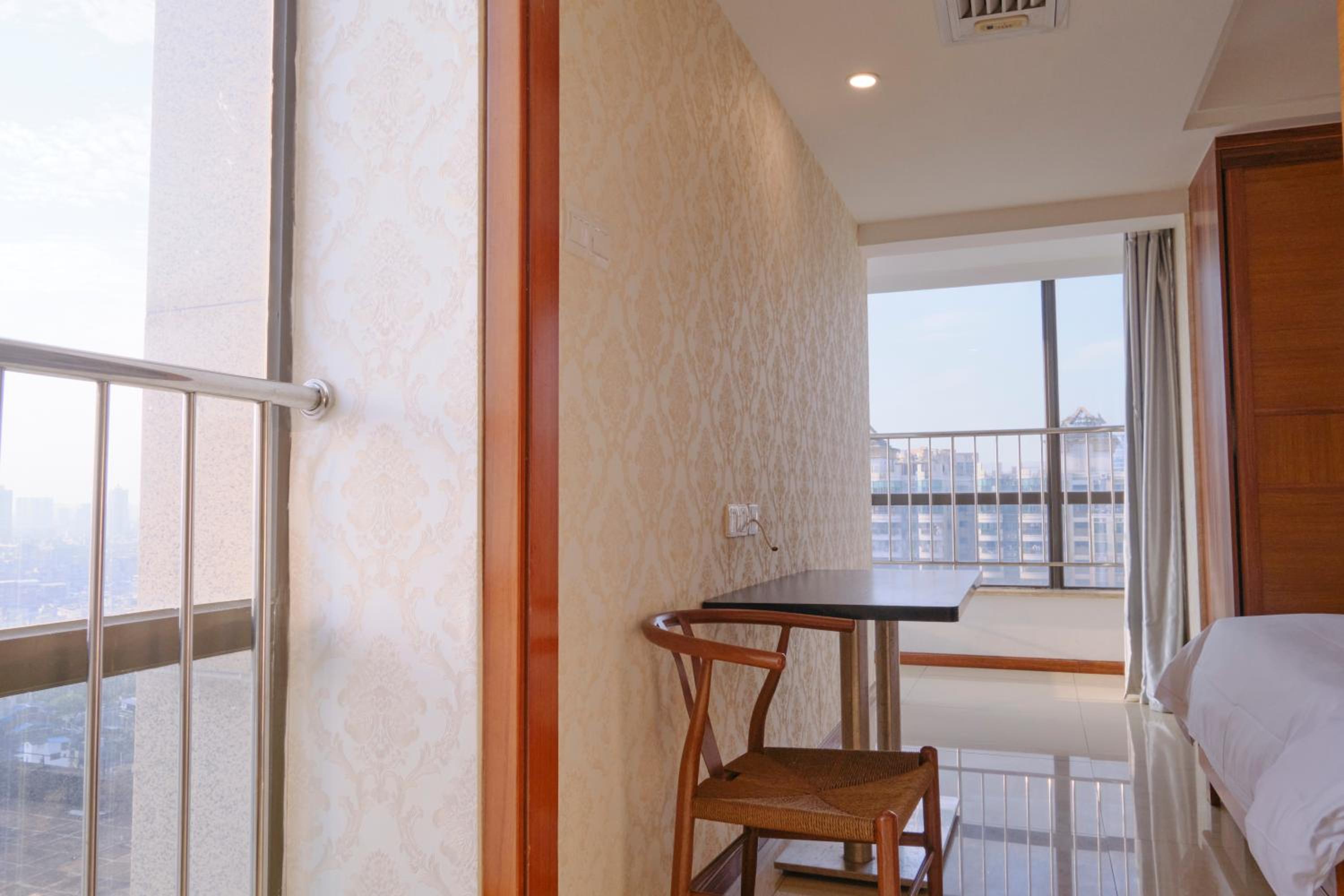 Guangzhou Uhome Service Apartment