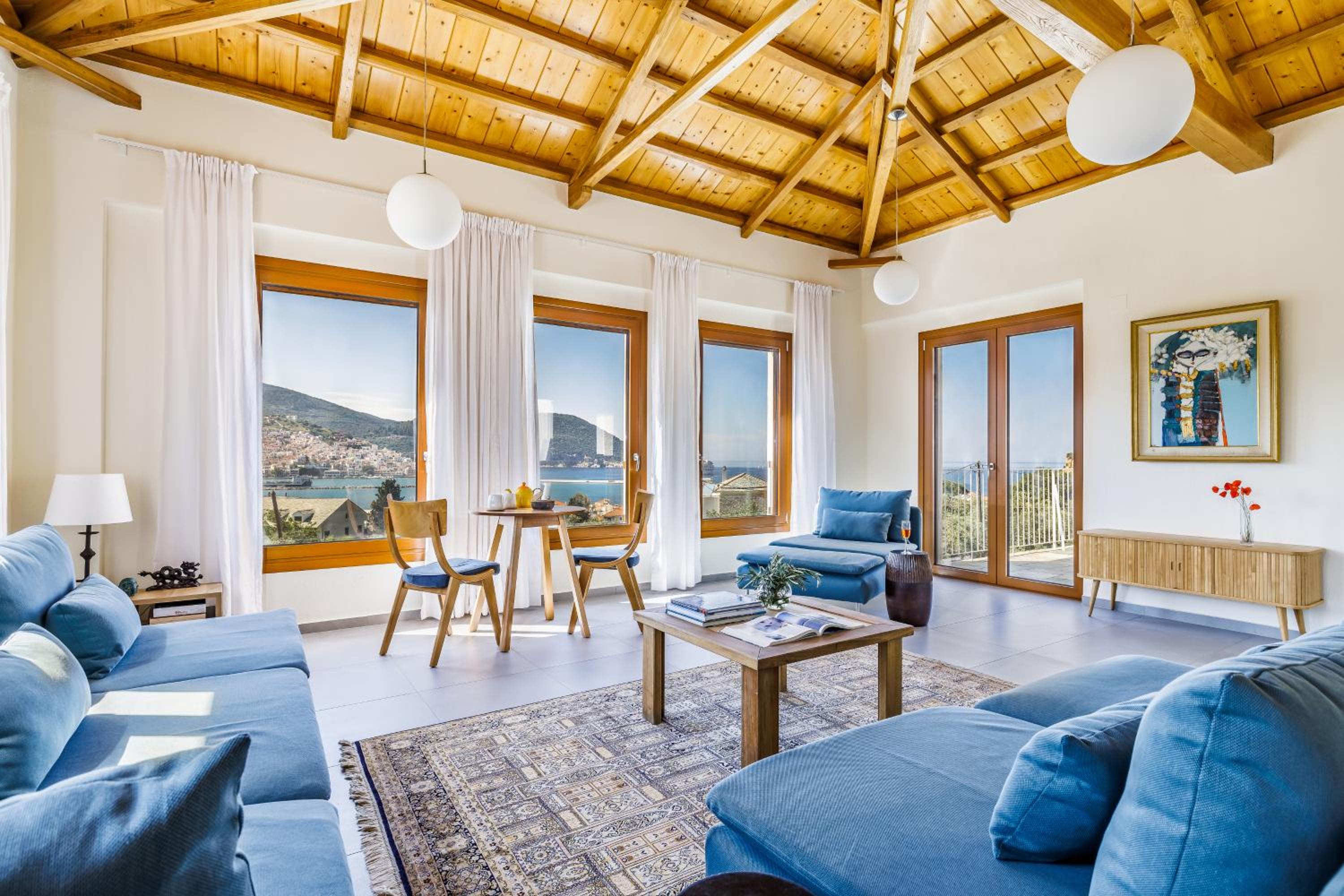 Sunshine Pool Villa