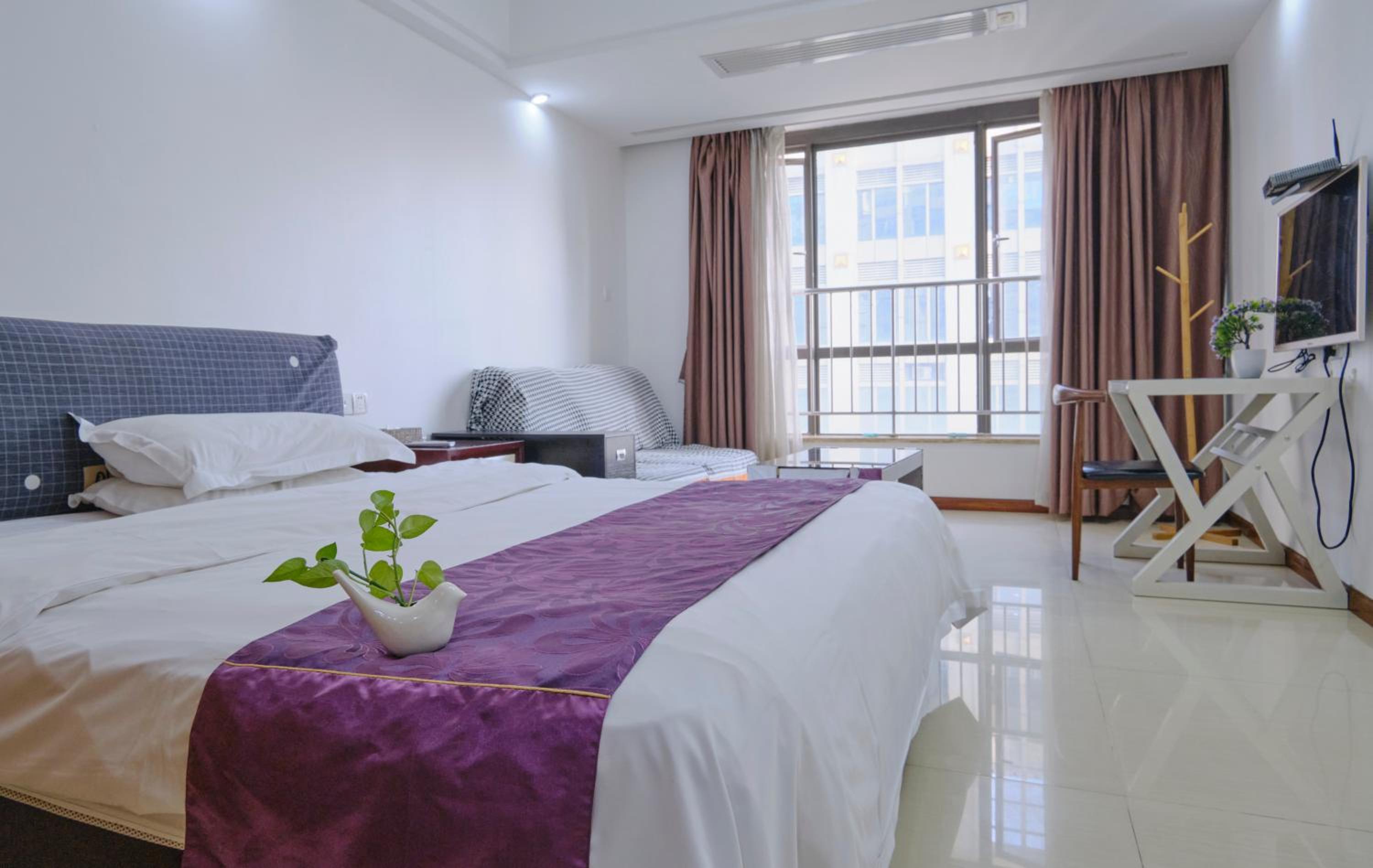Guangzhou Uhome Service Apartment