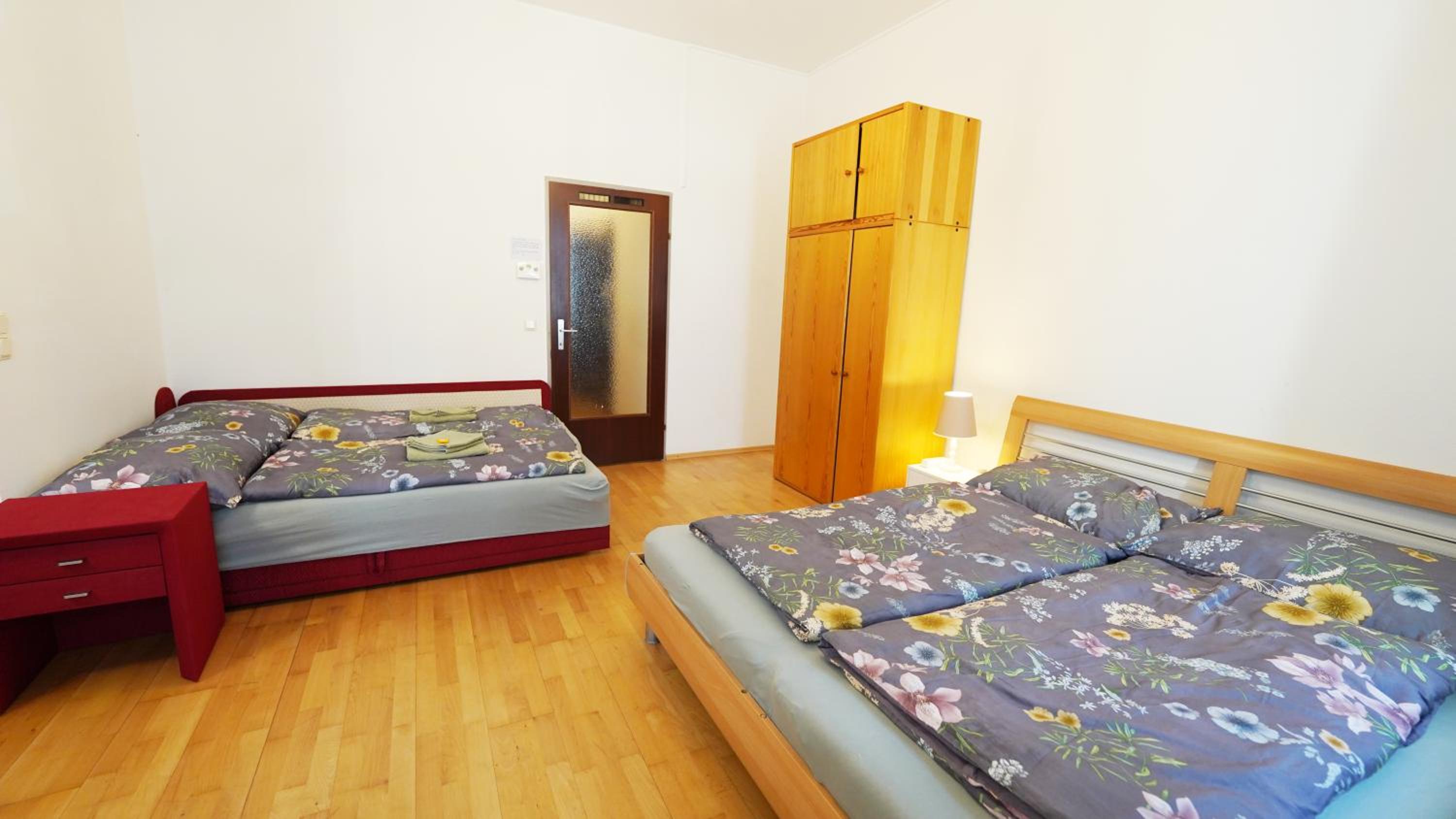 CozyNite Premium Apartment Hernals 1