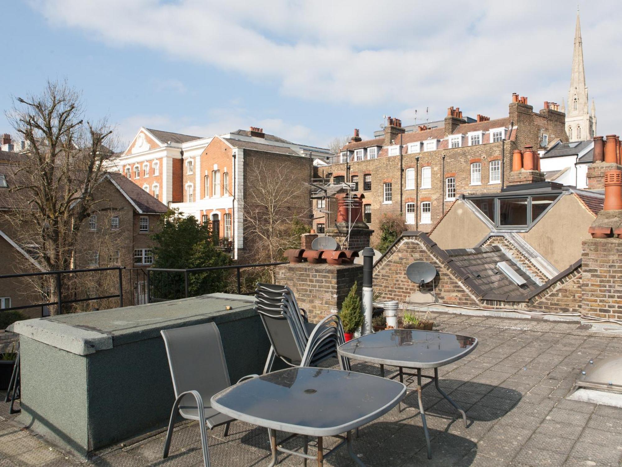 Roof Terrace Flat in Hampstead - Pass the Keys
