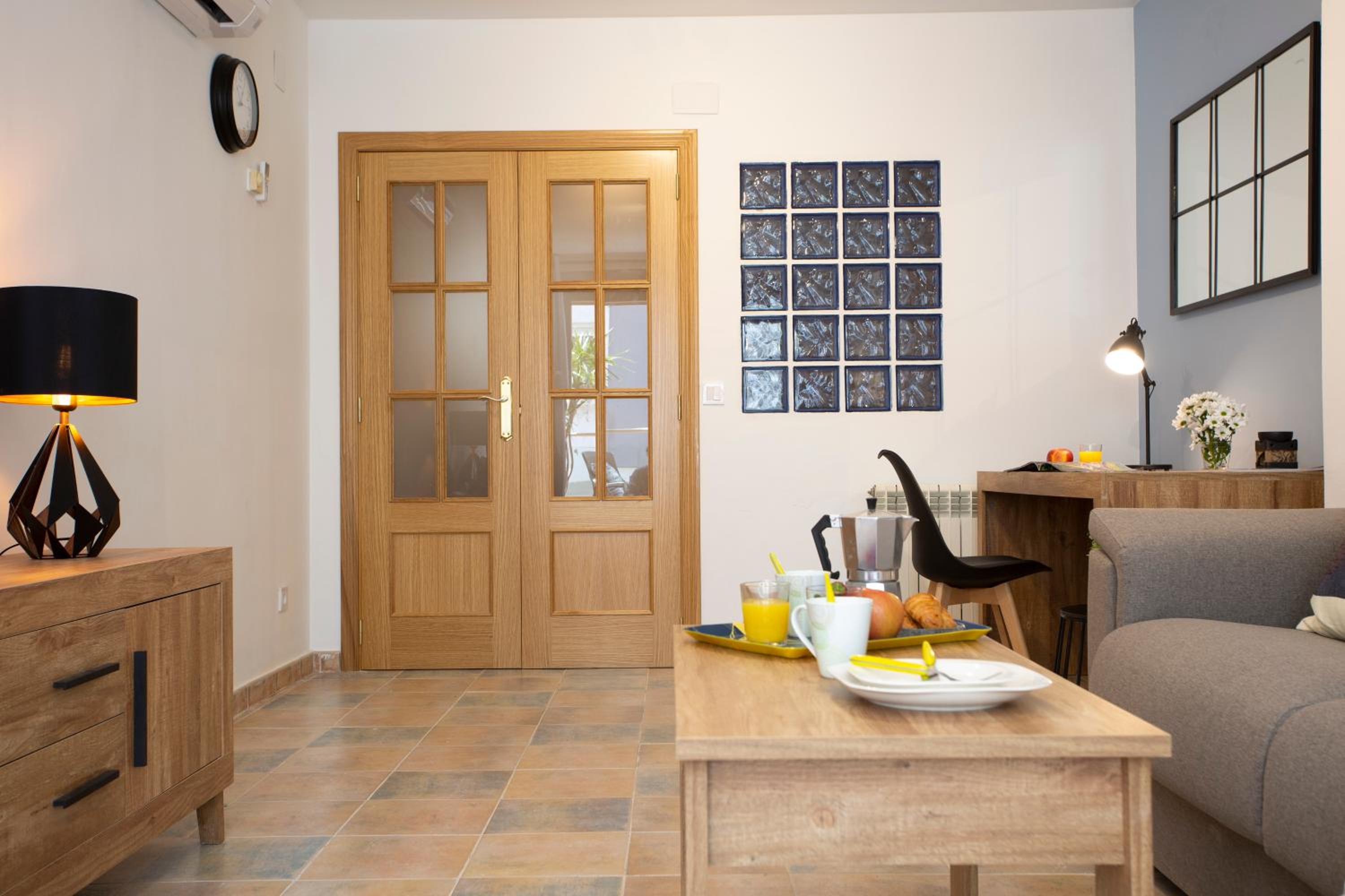 SingularStays Clero