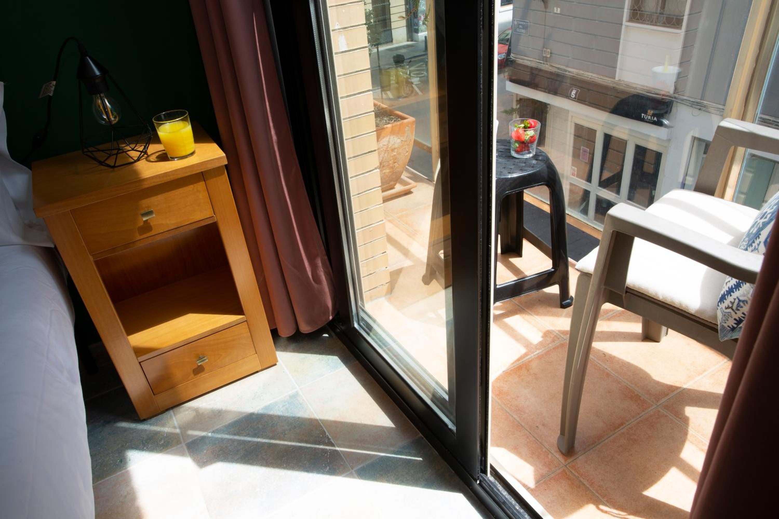 SingularStays Clero