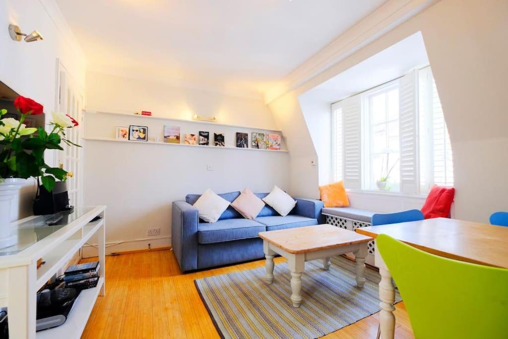 Roof Terrace Flat in Hampstead - Pass the Keys