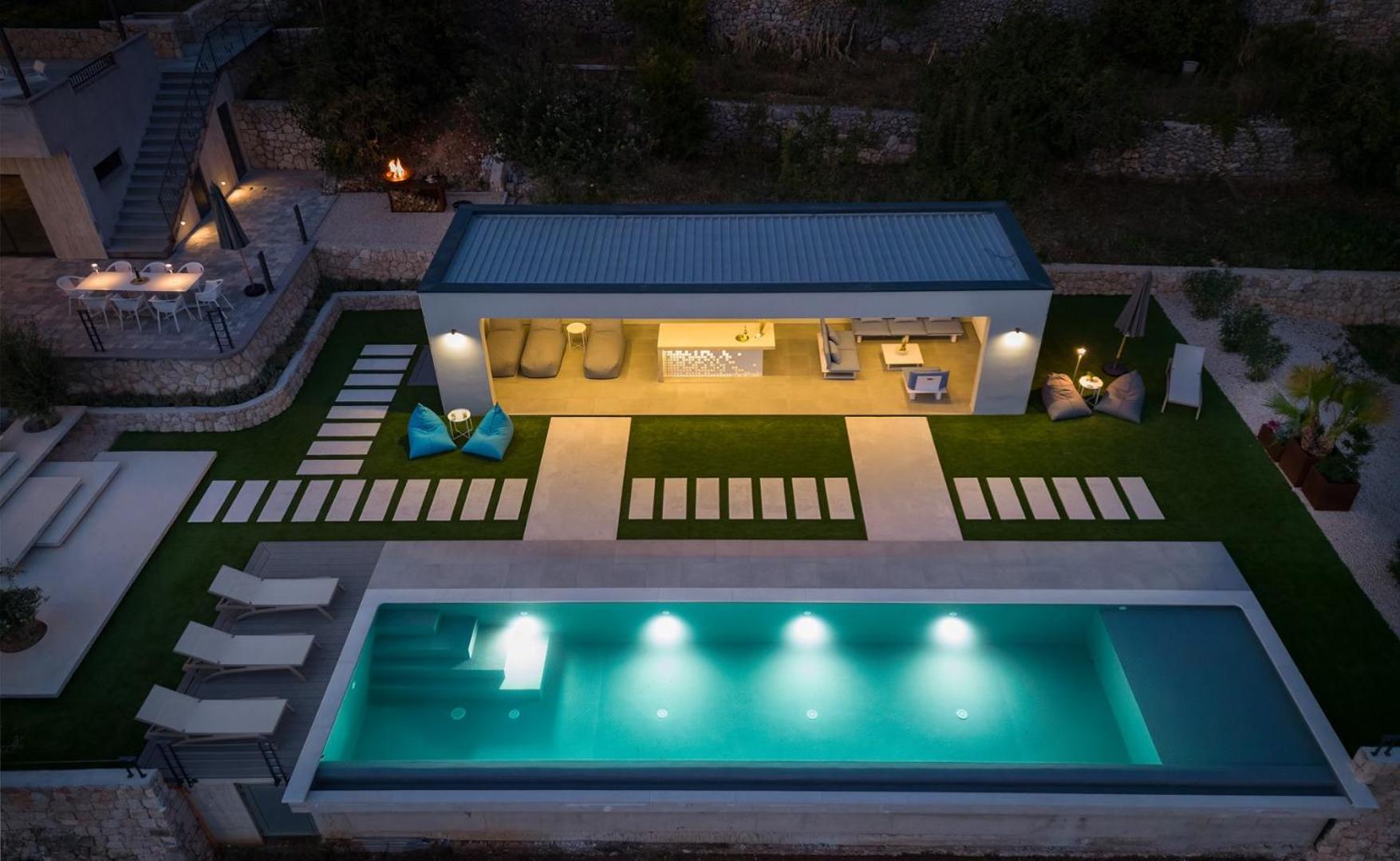 Luxury Villa Depollo