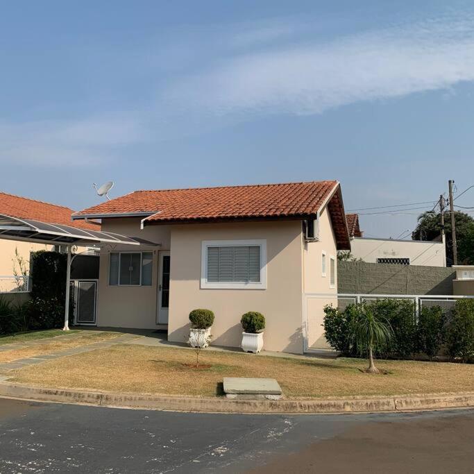 Casa em condomínio 15 min do Thermas em São Pedro