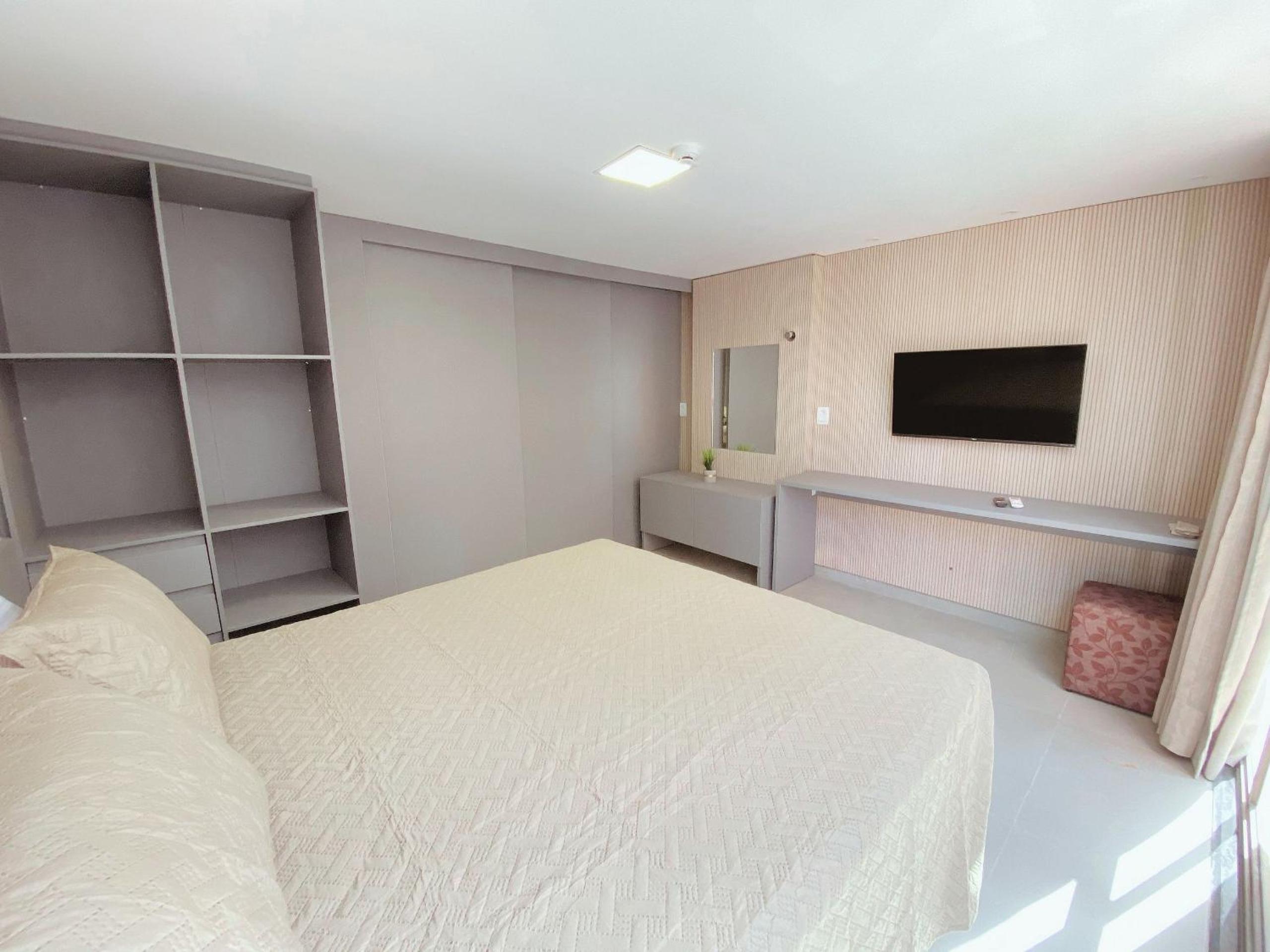 Flat FM20 Cabo Branco #L2 - By Almare