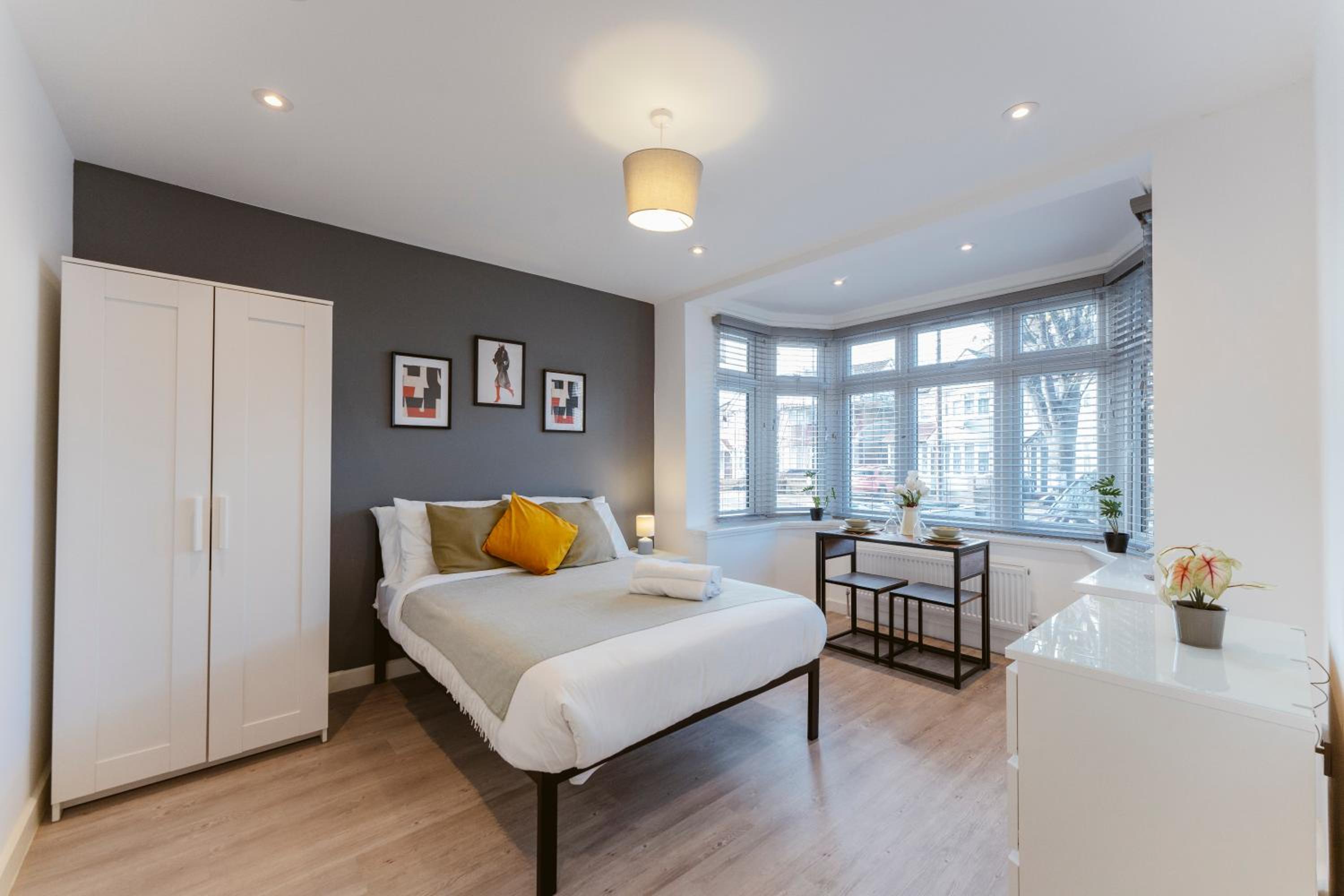 Perivale Studio Apartments