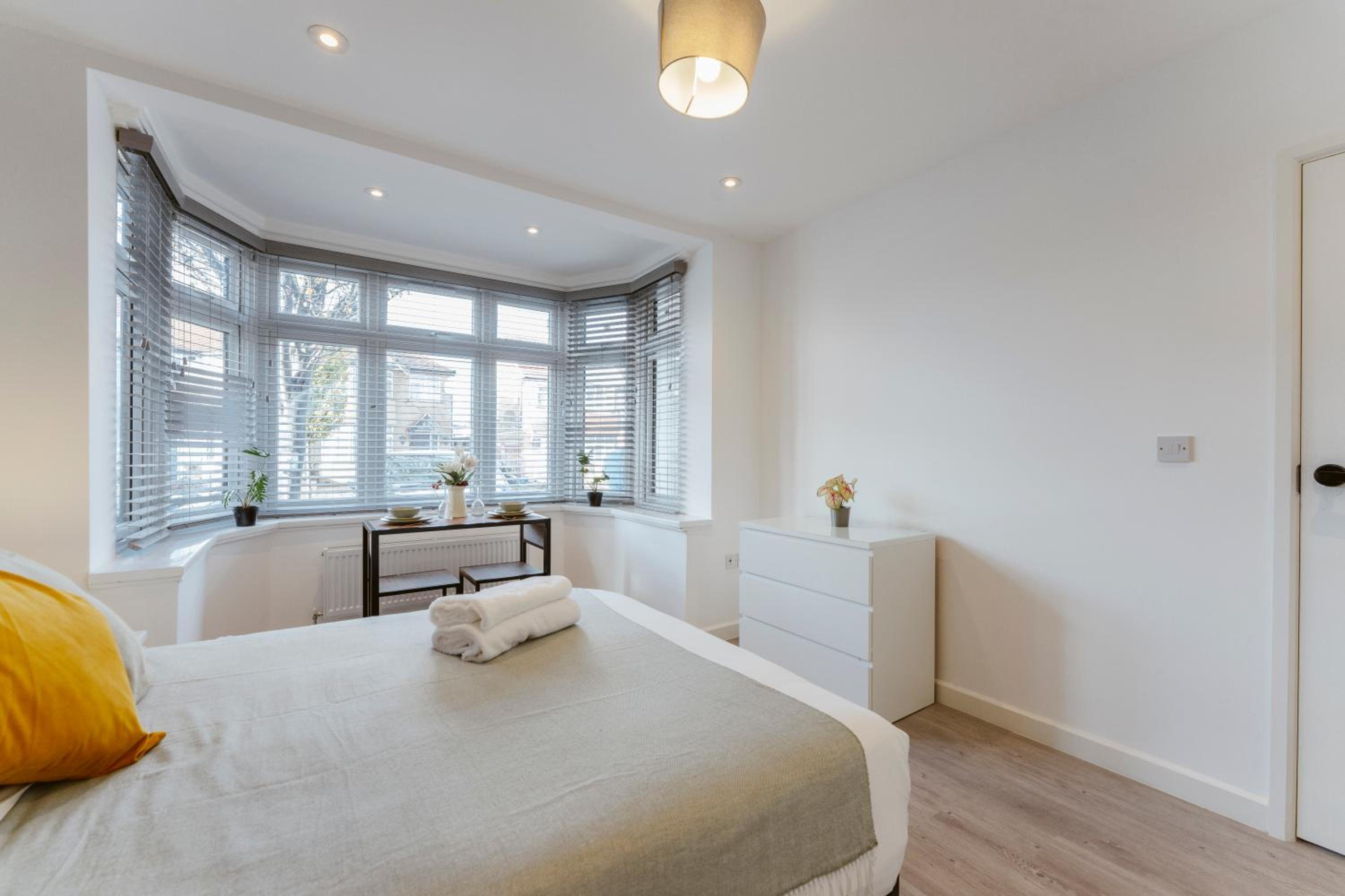 Perivale Studio Apartments