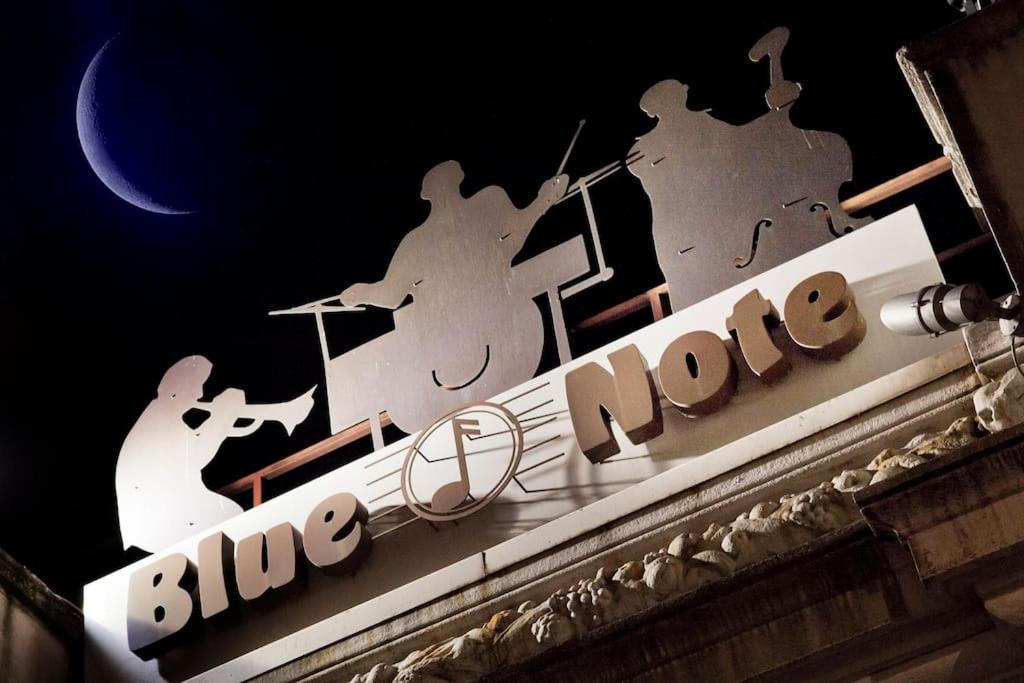 Stazione Centrale - Deposito bagagli gratuito