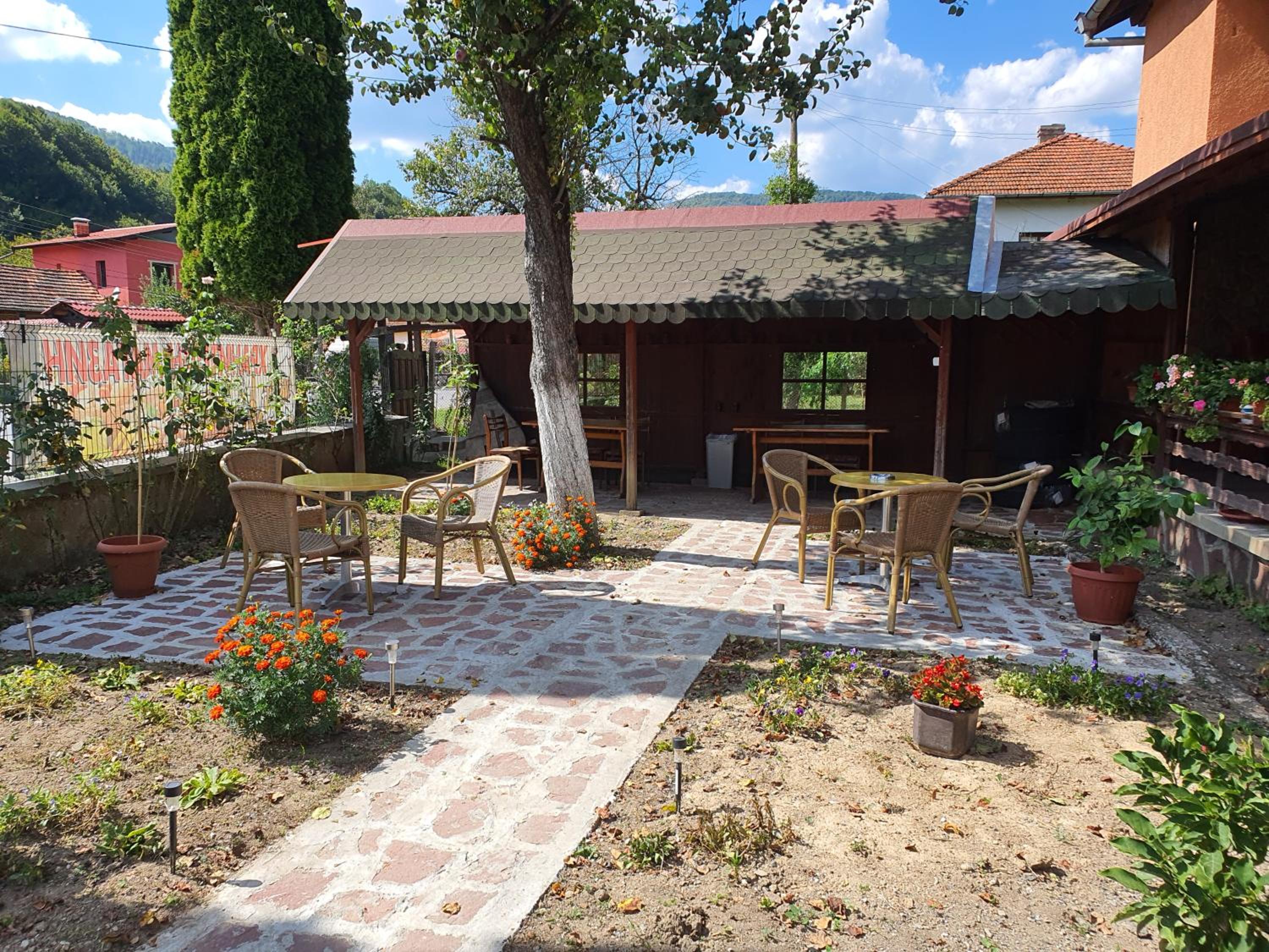 GUEST HOUSE TONI СТАИ за ГОСТИ ТОНИ