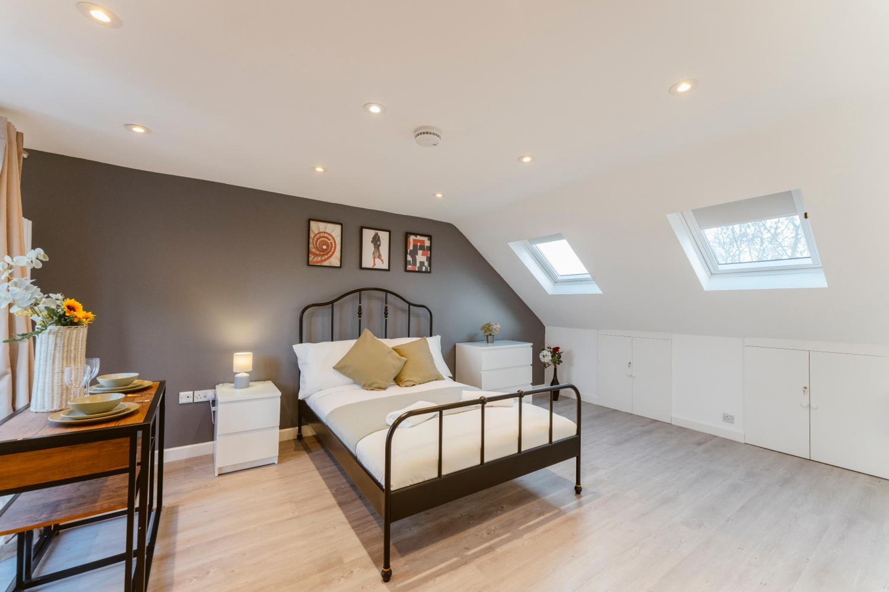 Perivale Studio Apartments
