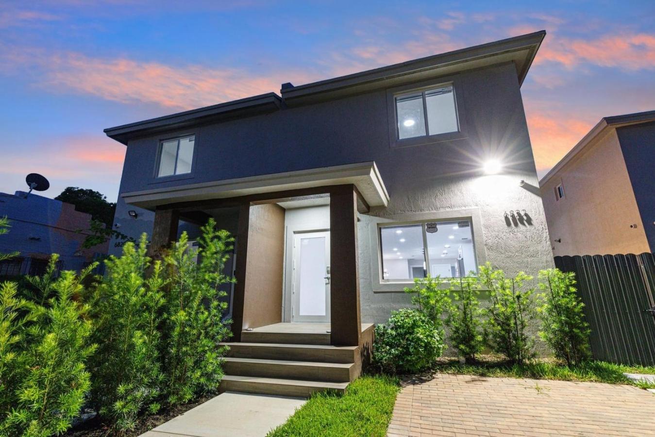 4 Bedroom Holiday Retreat BBQ Marketplace
