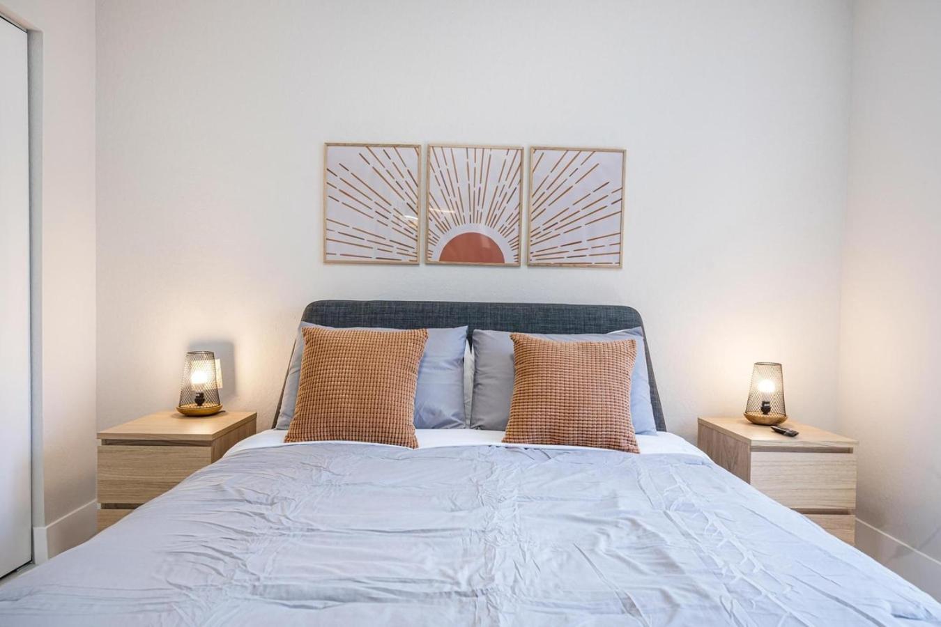 4 Bedroom Holiday Retreat BBQ Marketplace