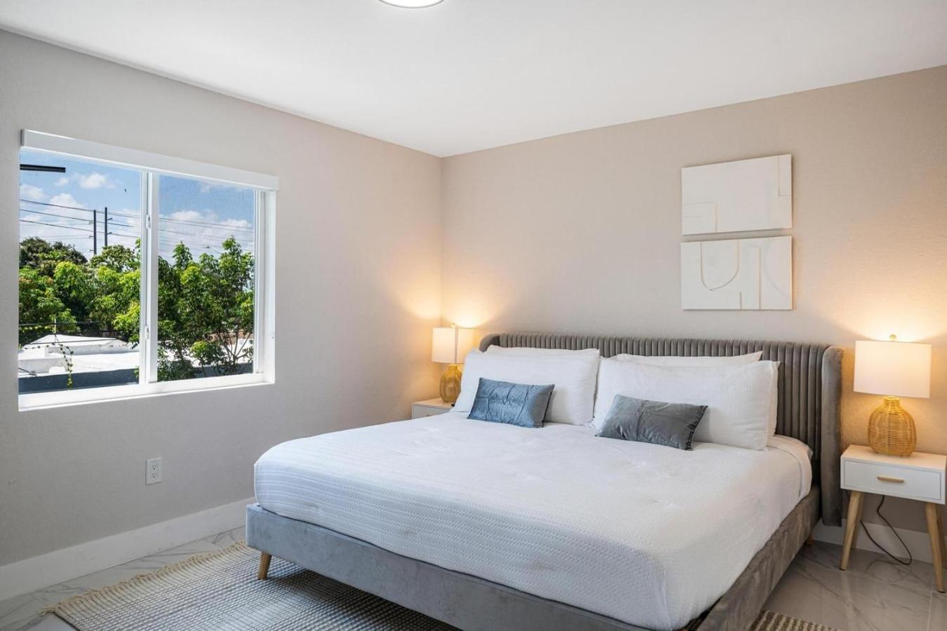 4 Bedroom Holiday Retreat BBQ Marketplace