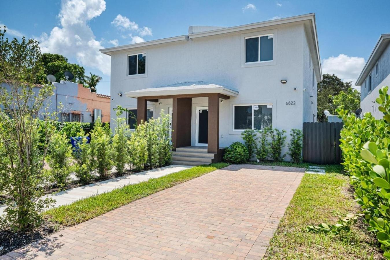 4 Bedroom Holiday Retreat BBQ Marketplace