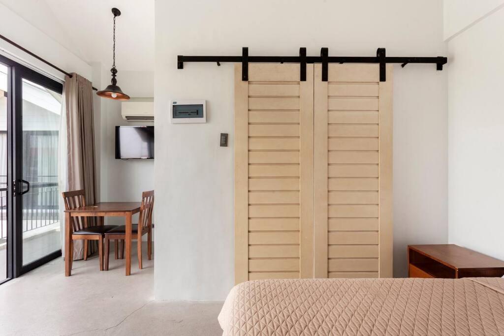 3-Bedroom Villa with Pool, photo 43