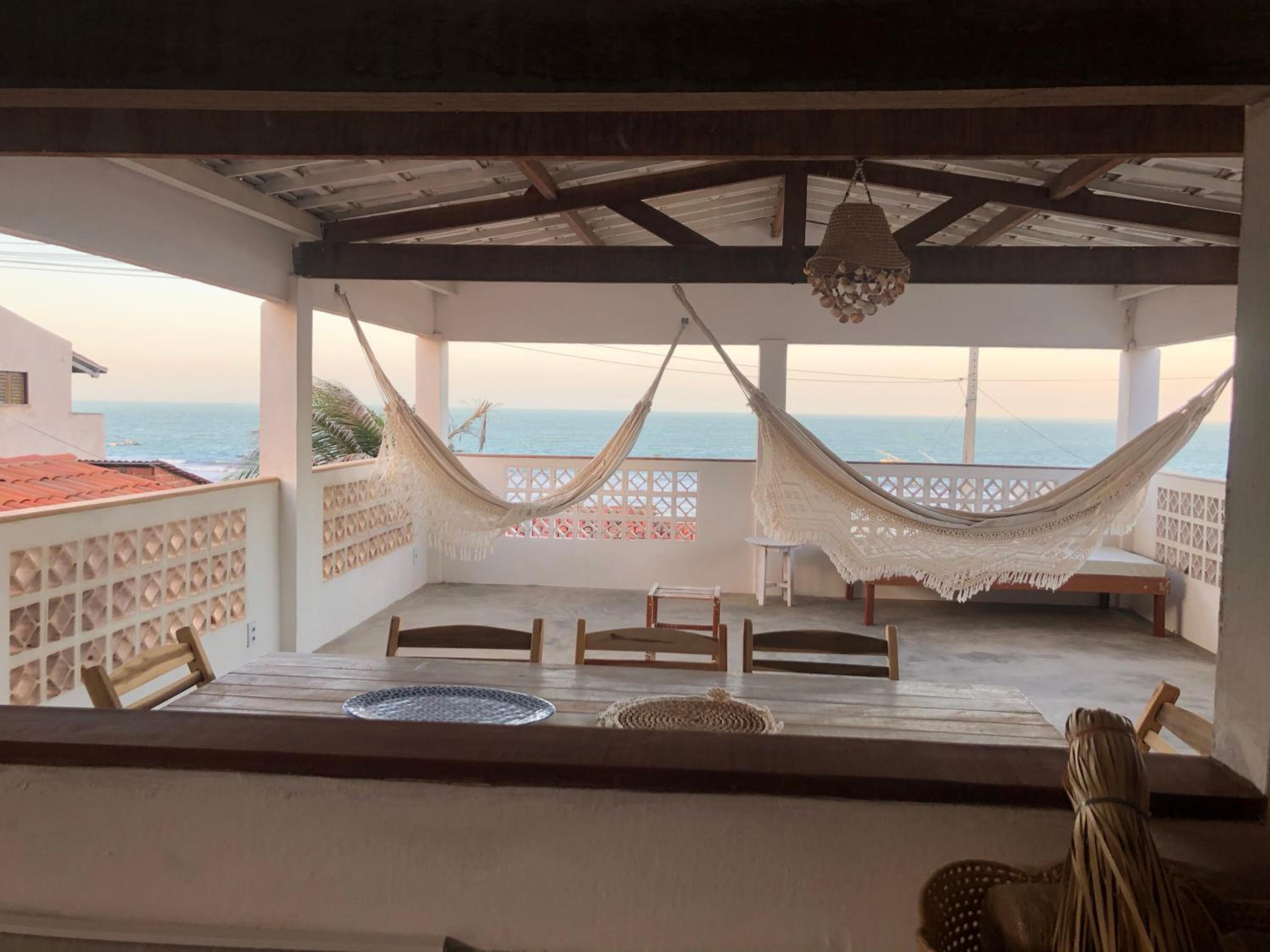 CASA BRANCA NA PRAIA