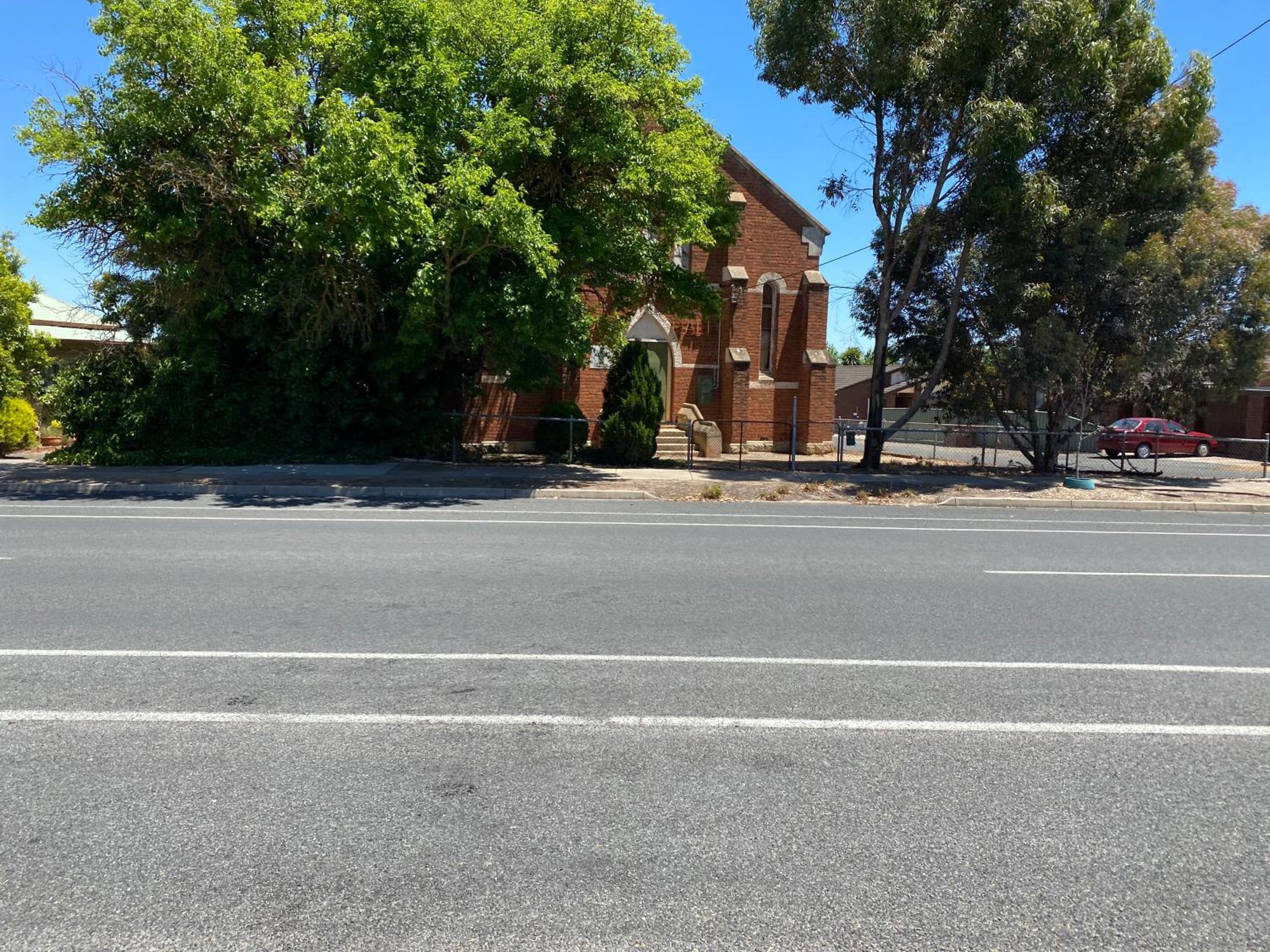 6 Beds-Whole House with 4 bedrooms -Stawell - share accommodation - 3 rooms for 5 gusts are available