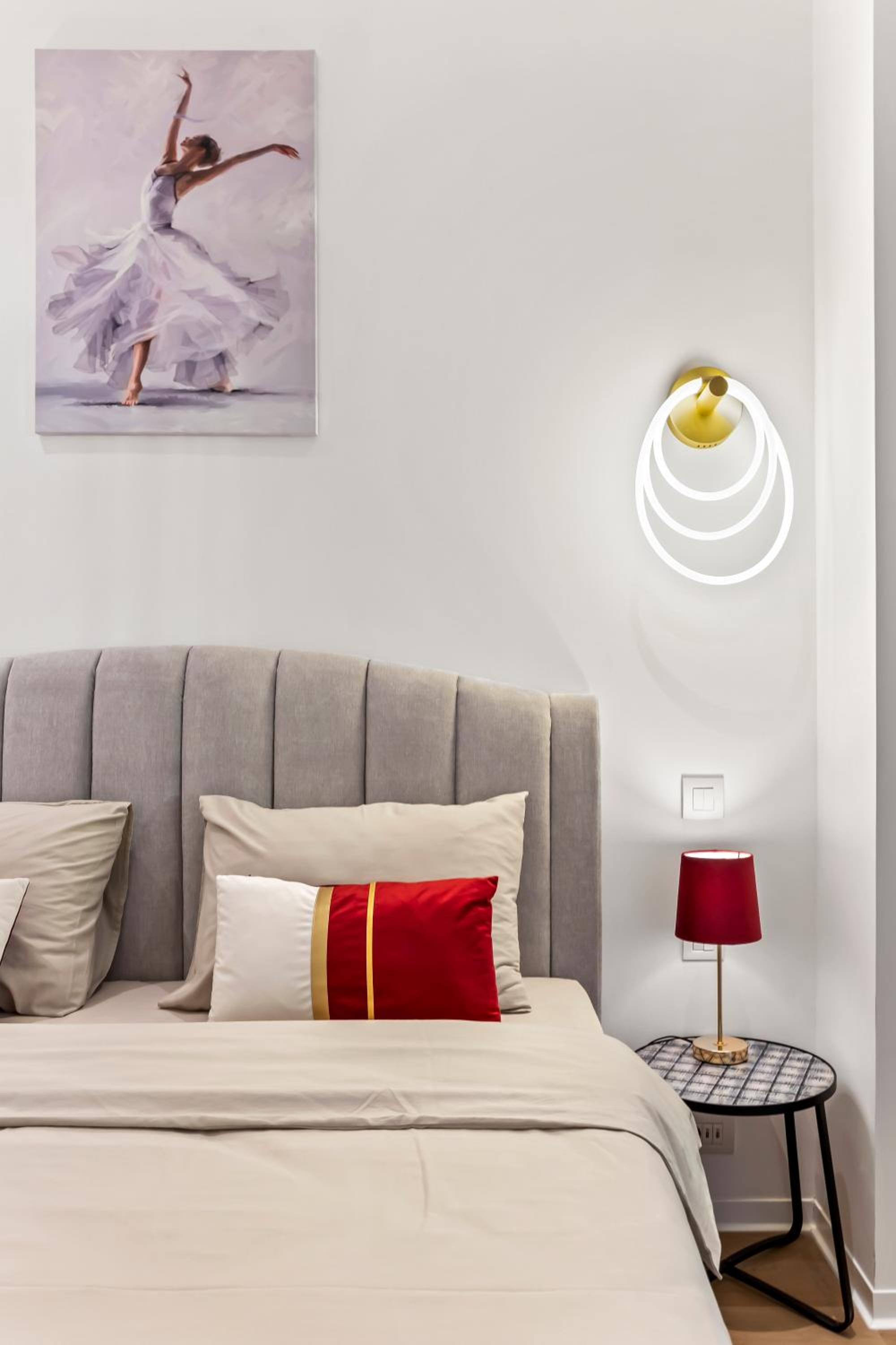 ONE Tower Apartments