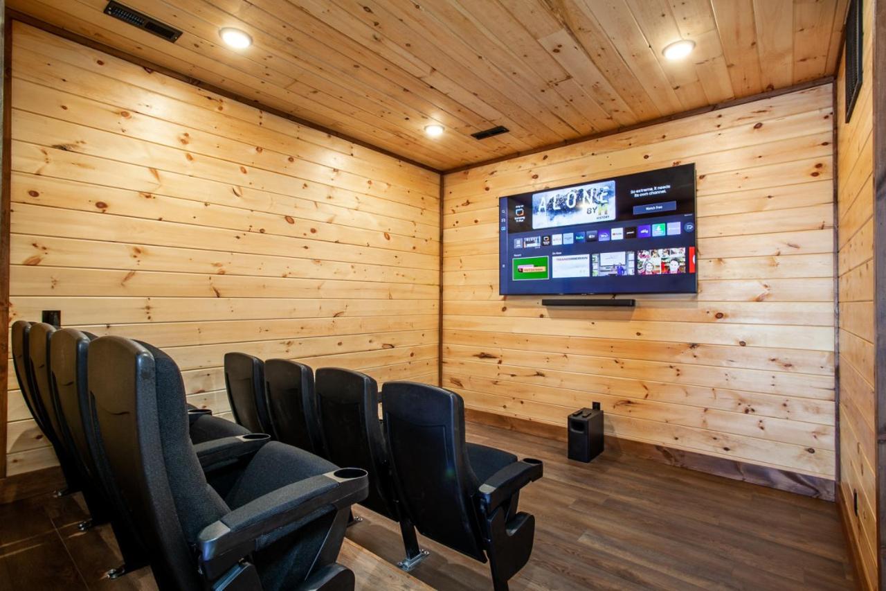 Sunset Summit - Pool, Theater Room, Games, & VIEWS view 2