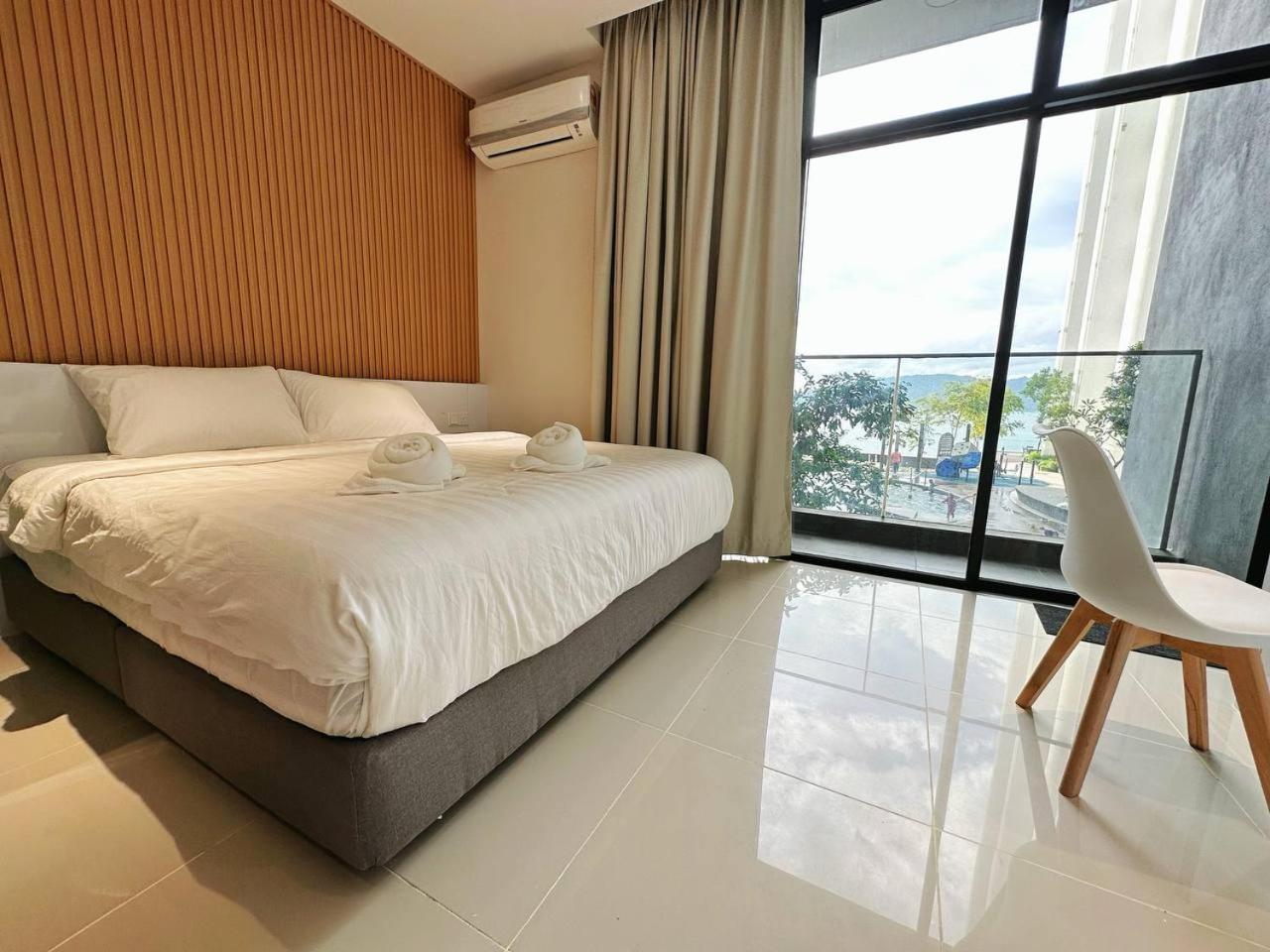 Seaside Pool View Studio Apartment at Kota Kinabalu City Centre photo 8