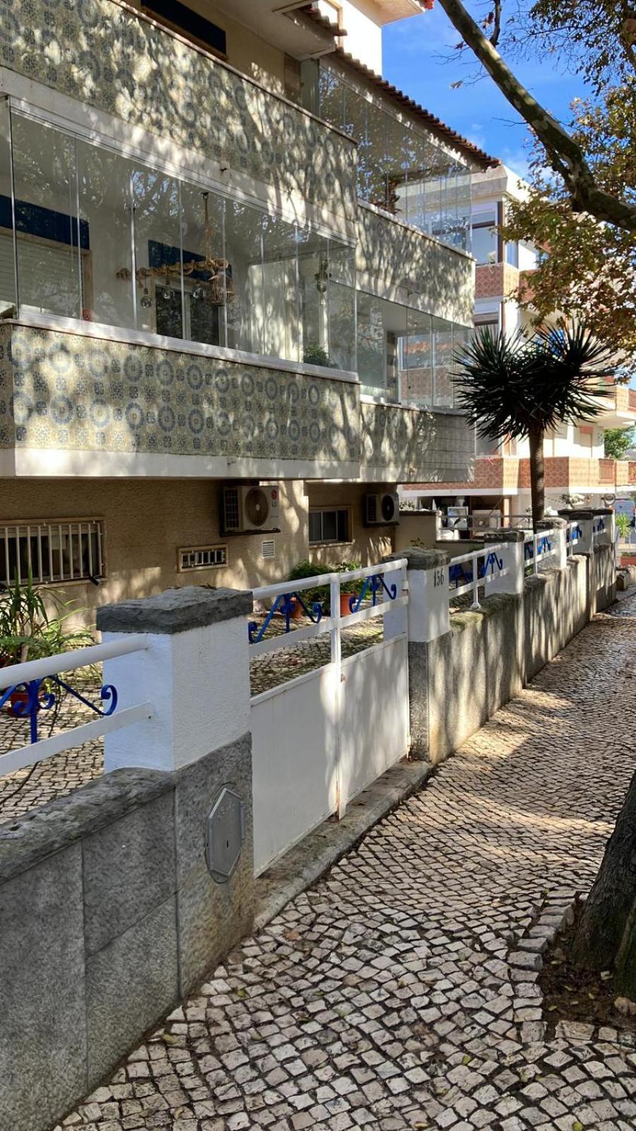 Cascais Beach Flower Apartment