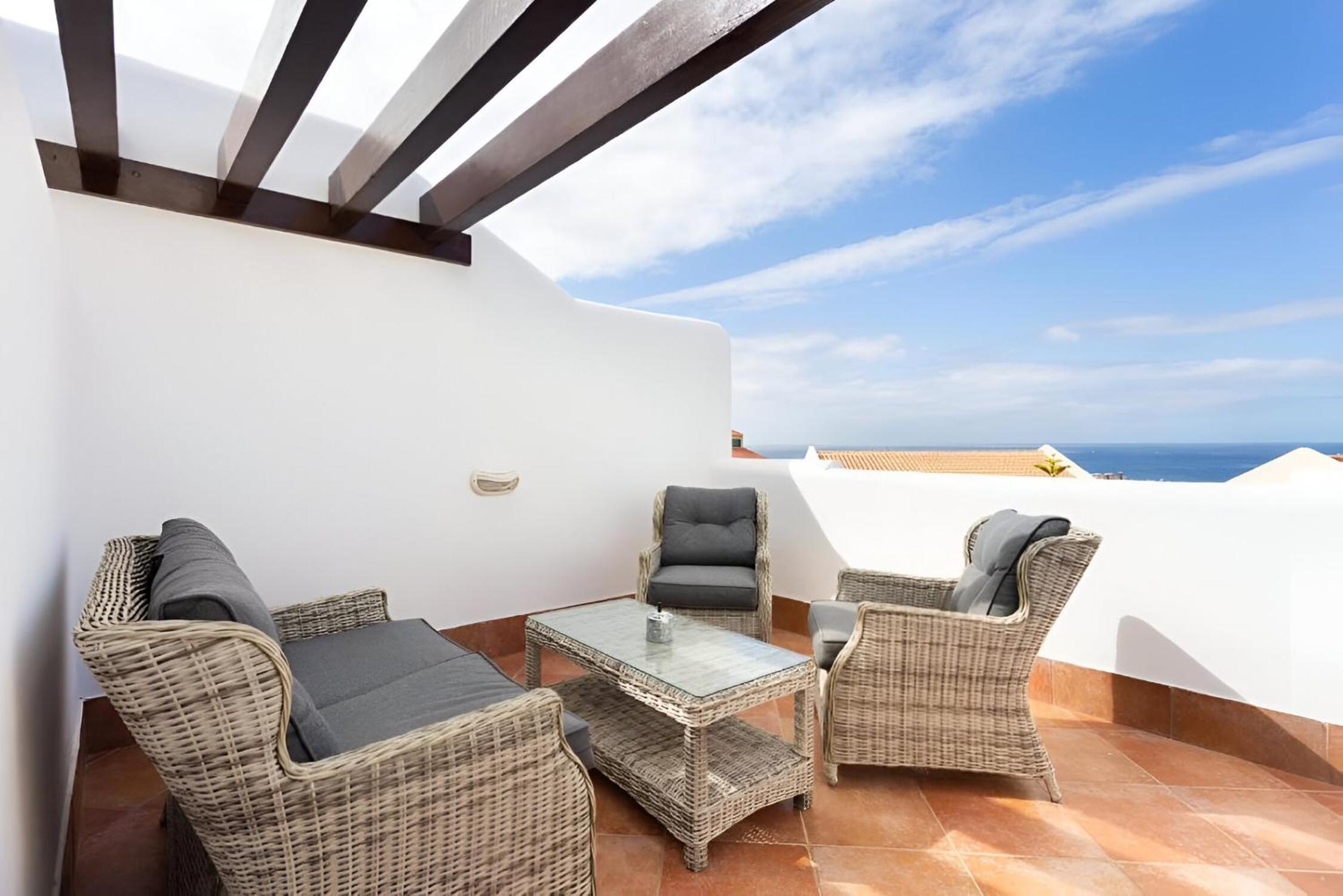 EDEN RENTALS Elite Palace Suites