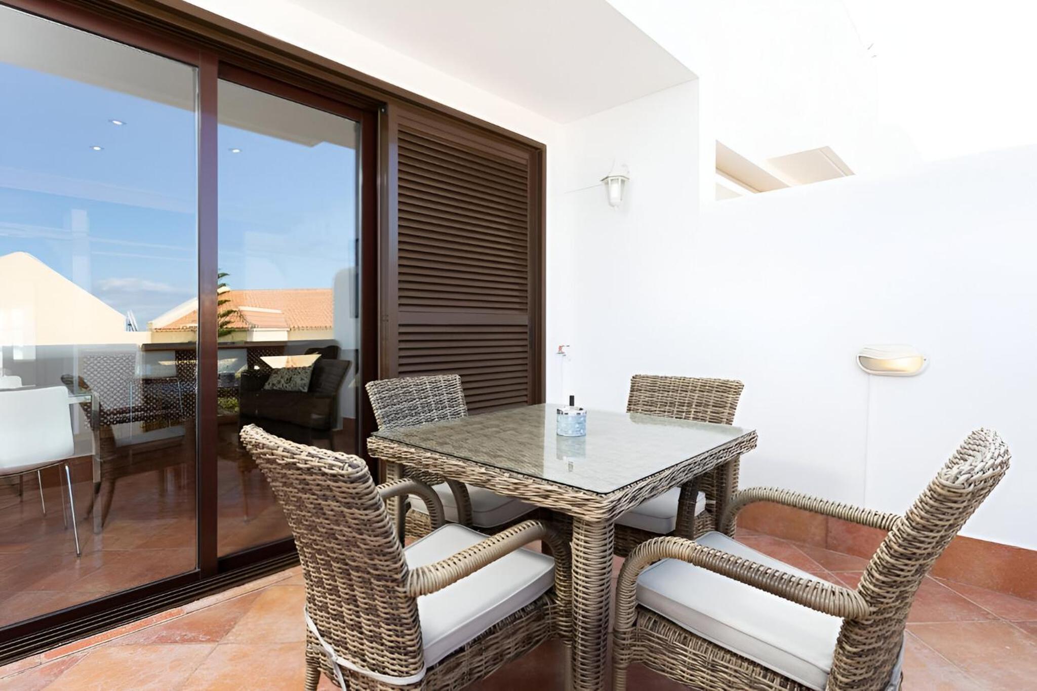 EDEN RENTALS Elite Palace Suites
