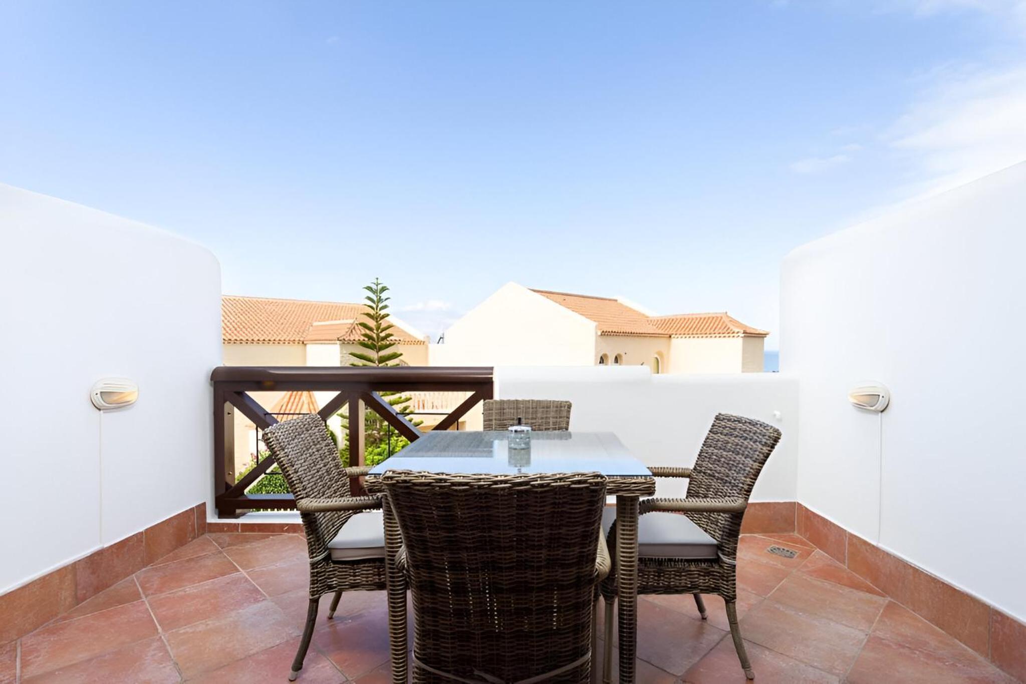 EDEN RENTALS Elite Palace Suites