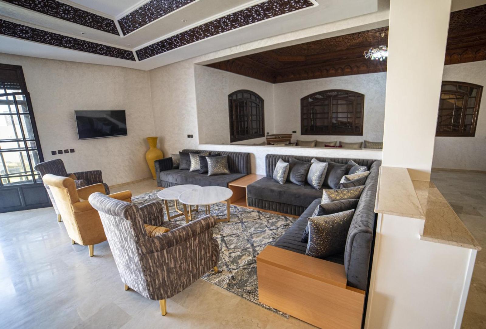 lounge