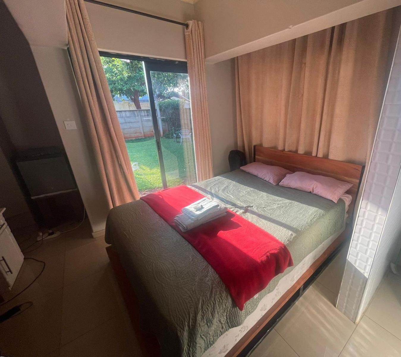 The Hawks Bed and Breakfast view 3