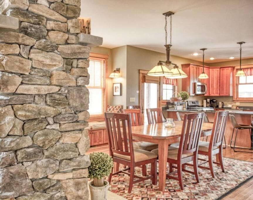 Dolce Vita @ Deep Creek Lake view 2