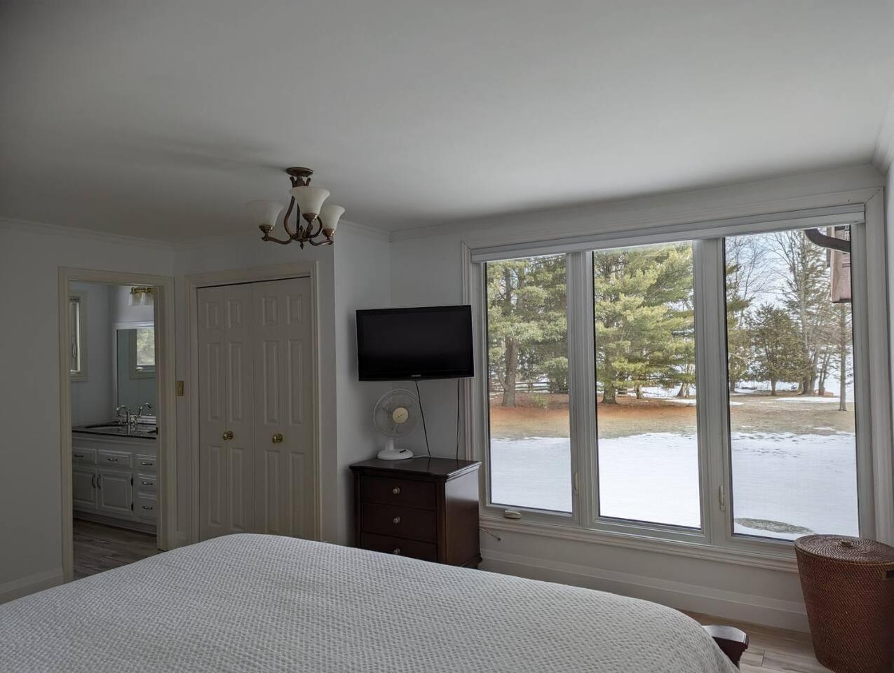 South Bay Runaway Cottage