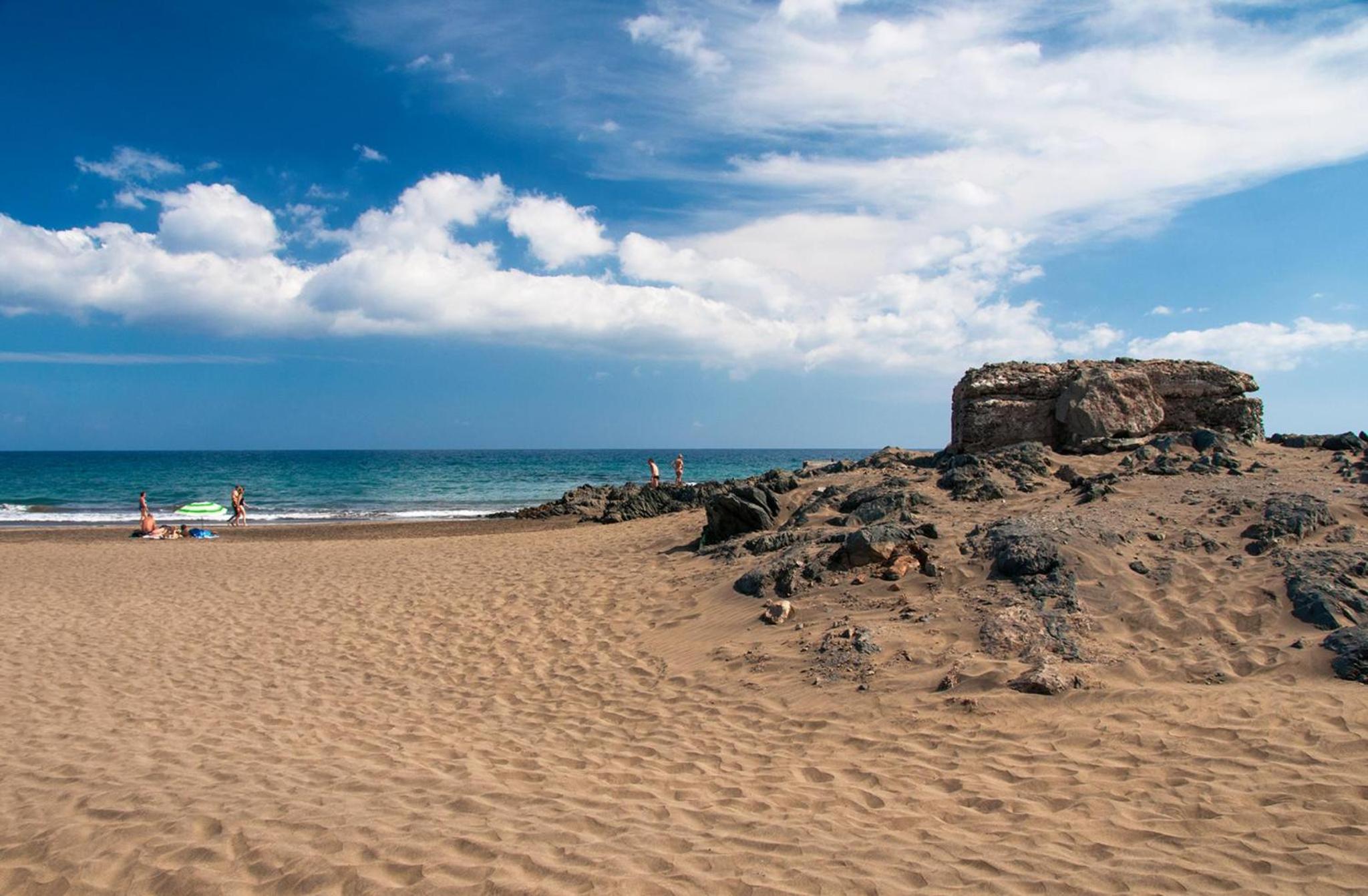 Beachfront Apartment Las Burras MRA 02 by VillaGranCanaria view 3