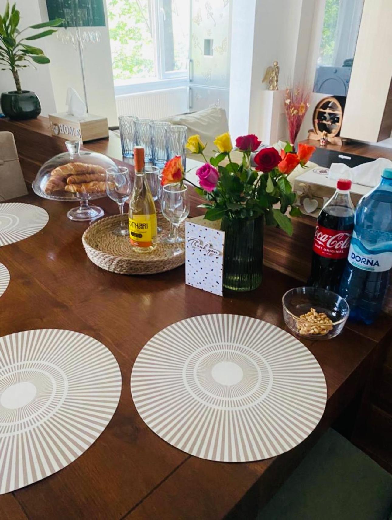 Hotel Apartament Lux Crialy - 75 m2 - free parking - Image 1