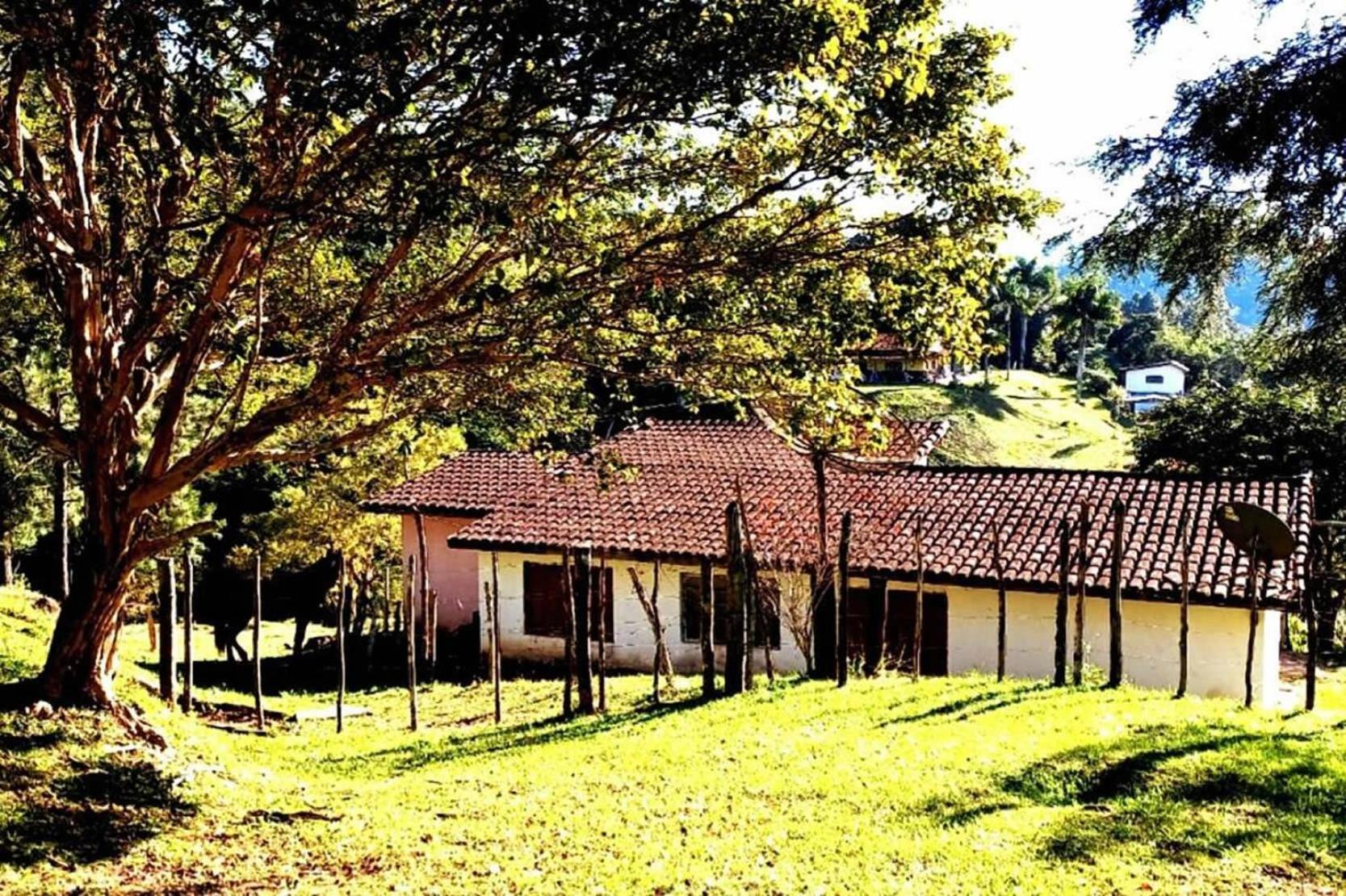 Sítio São Francisco Capacidade 30 Pessoas Juquitiba SP