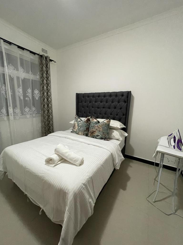 Silverest Sanctuary: Home away from Home view 4