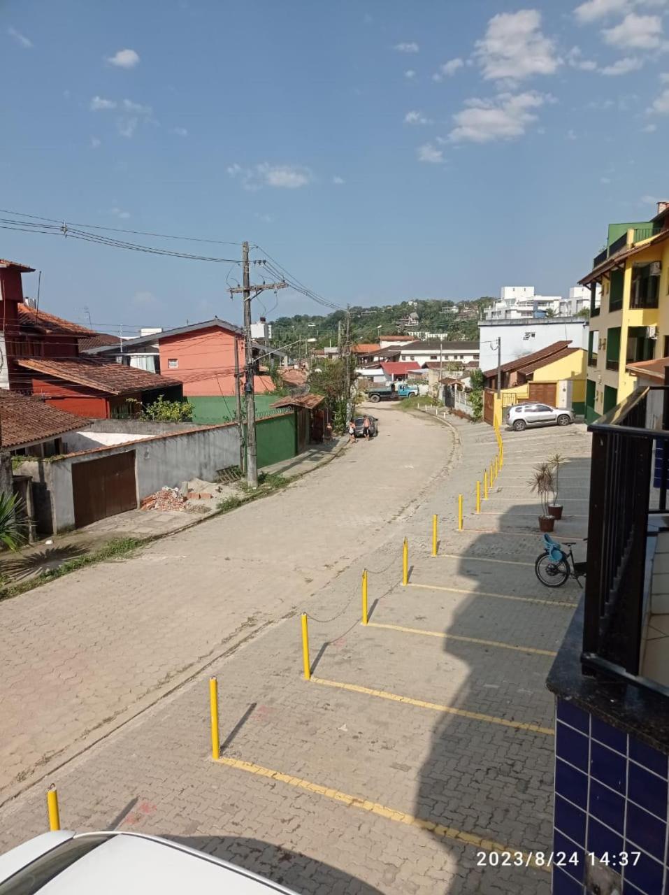 Primeiro Espaço - Toninhas