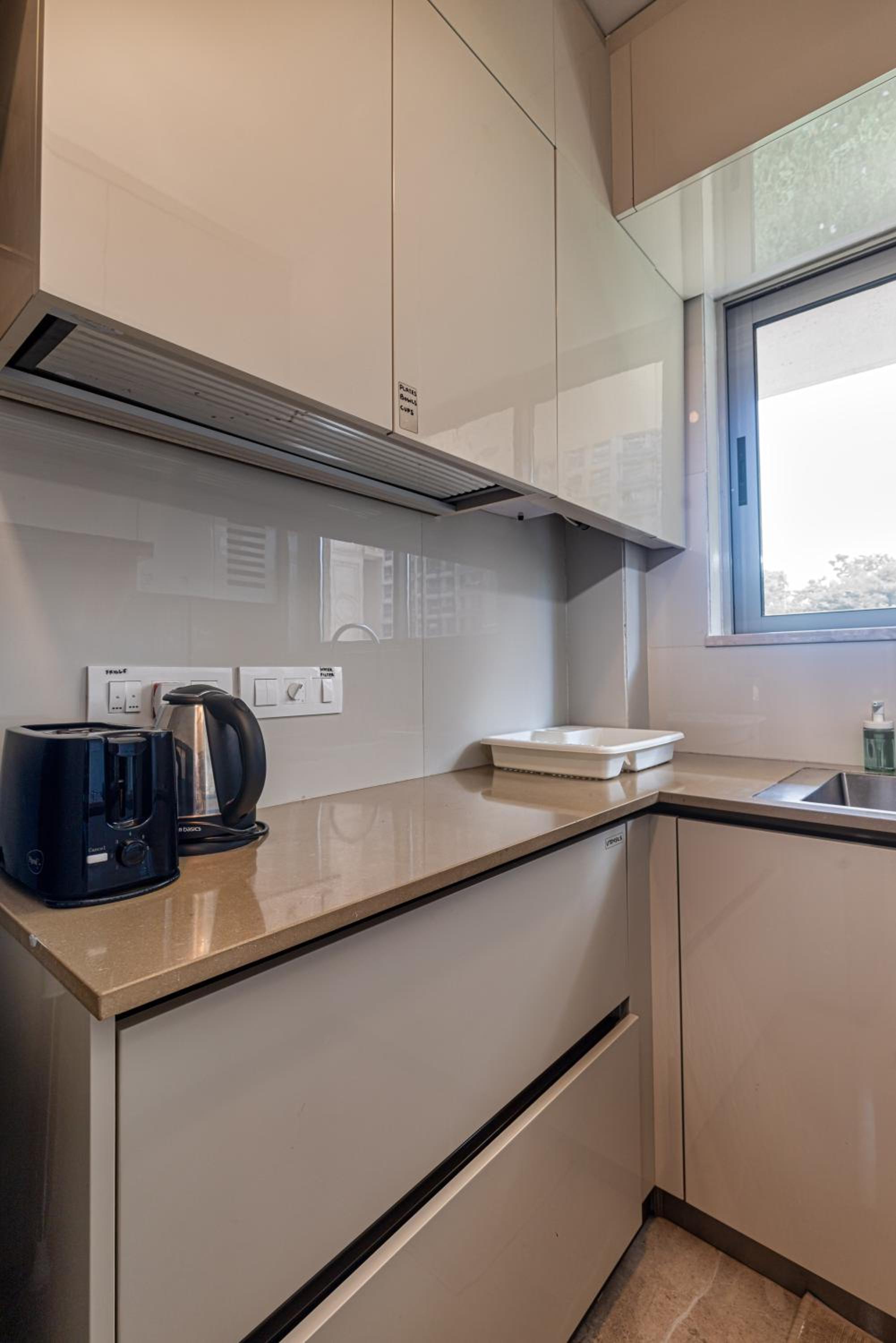 Regent Entire One Bedroom Apartment - Hiranandani Gardens, Mumbai Powai