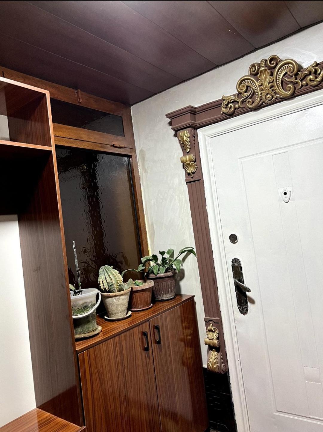 «Gulnara» Luxurious house for rent as a whole new 5 rooms and a yard. view 4