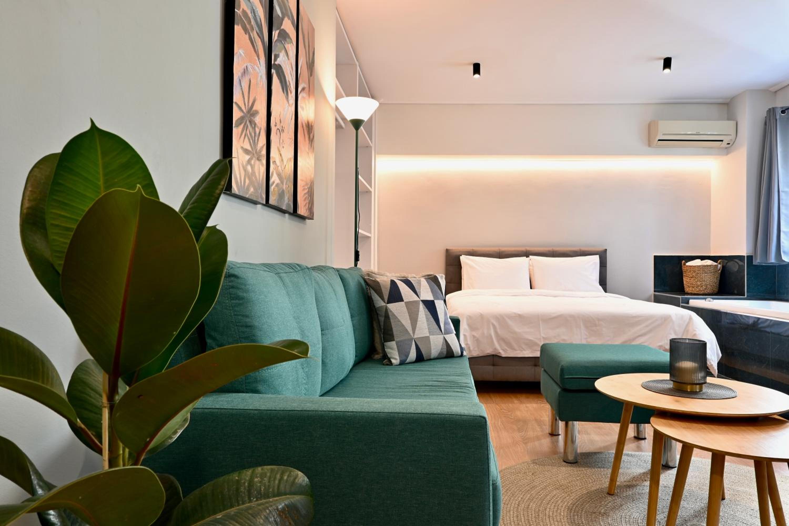hotel room
