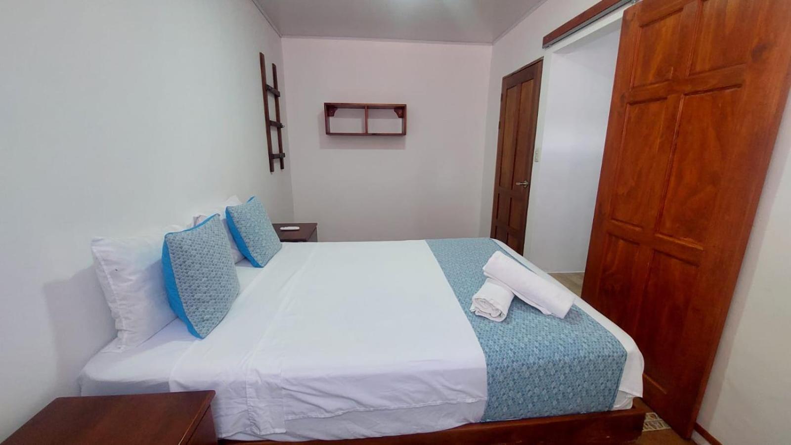Hospedaje Casa THIREMA Tortuguero