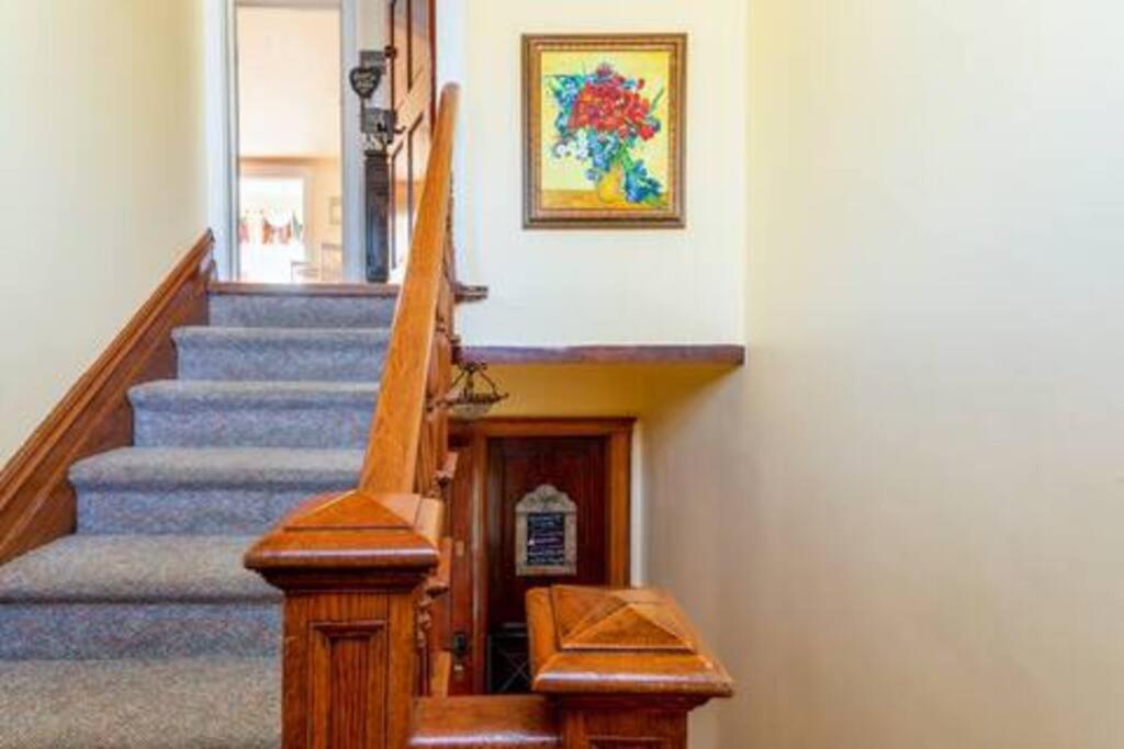 Large Space Great for Groups & Families view 4