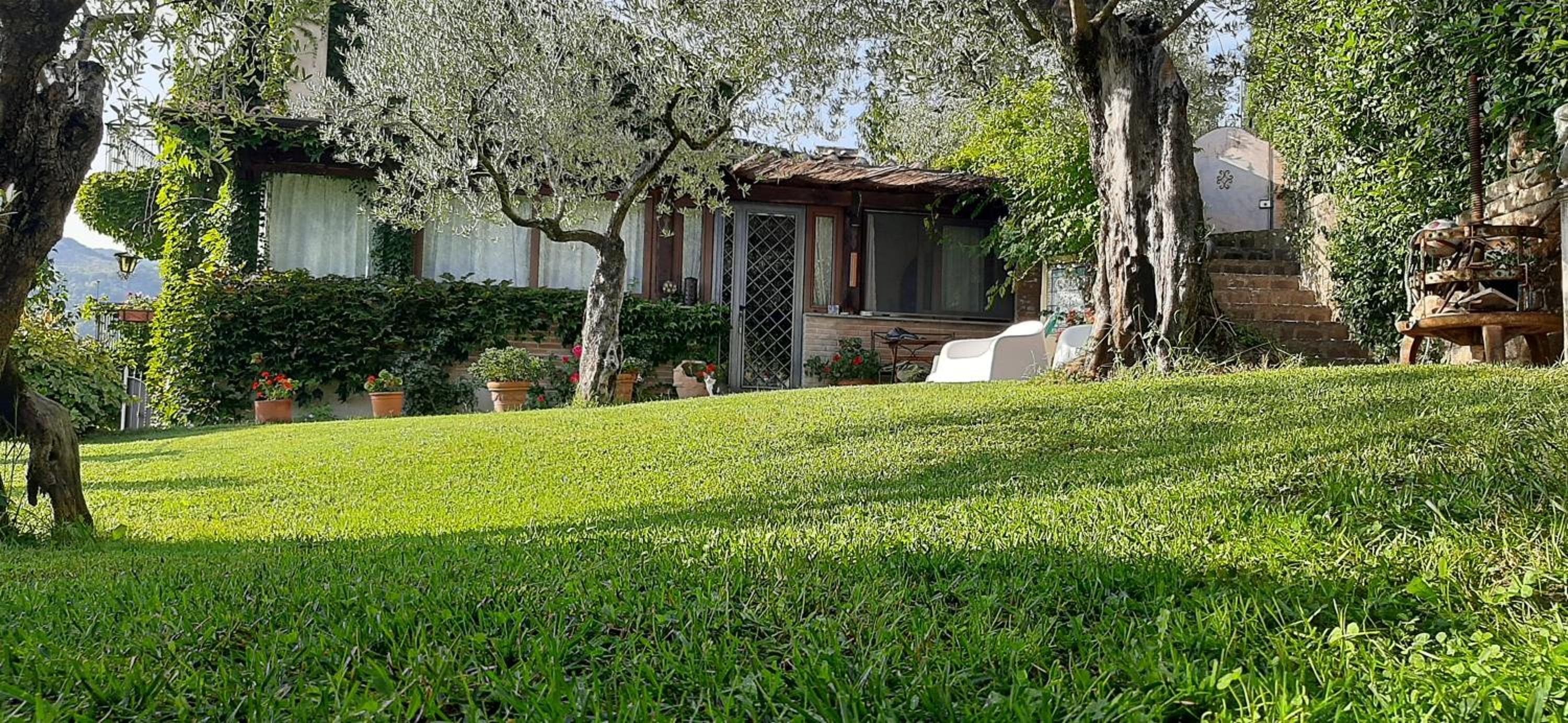 Guest House: Casa dei Lillà view 4