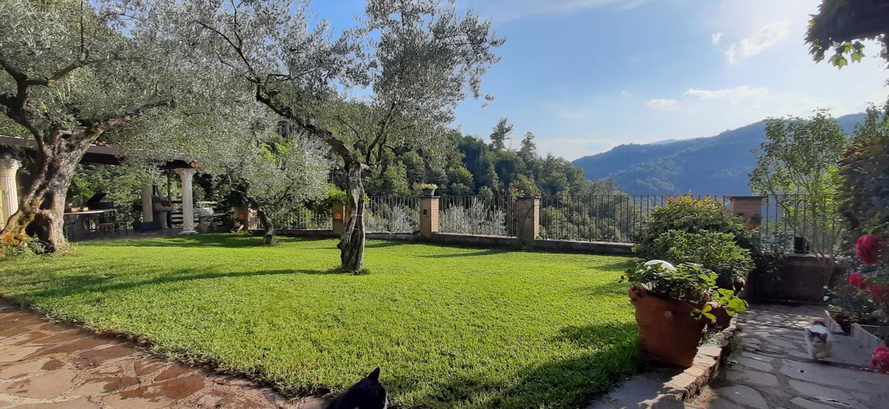 Guest House: Casa dei Lillà view 5