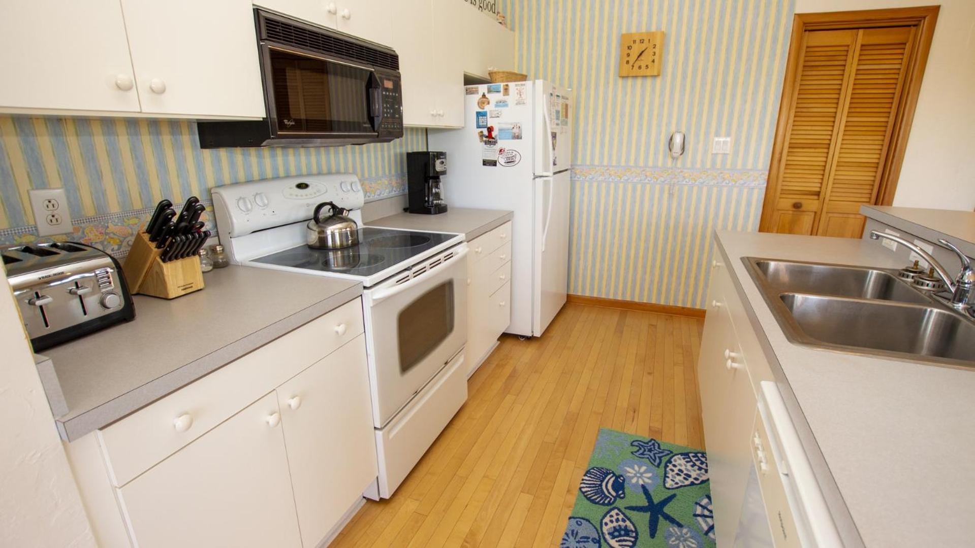 OS3I, Buzz on the Beach- Oceanside, Pool, Hot Tub, Sun Decks view 5