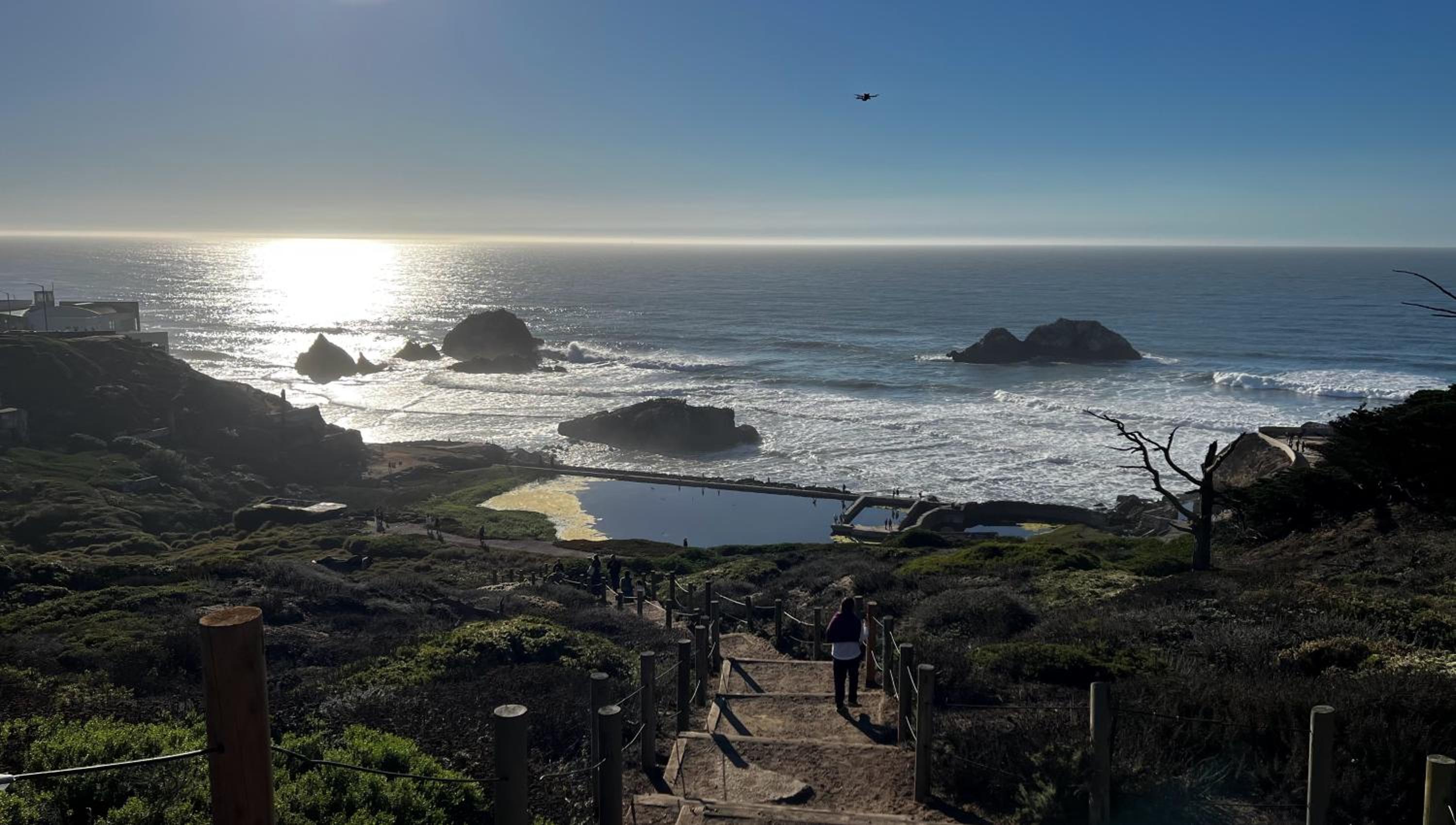 Stunning SanFran Casa close to Center and steps from Ocean