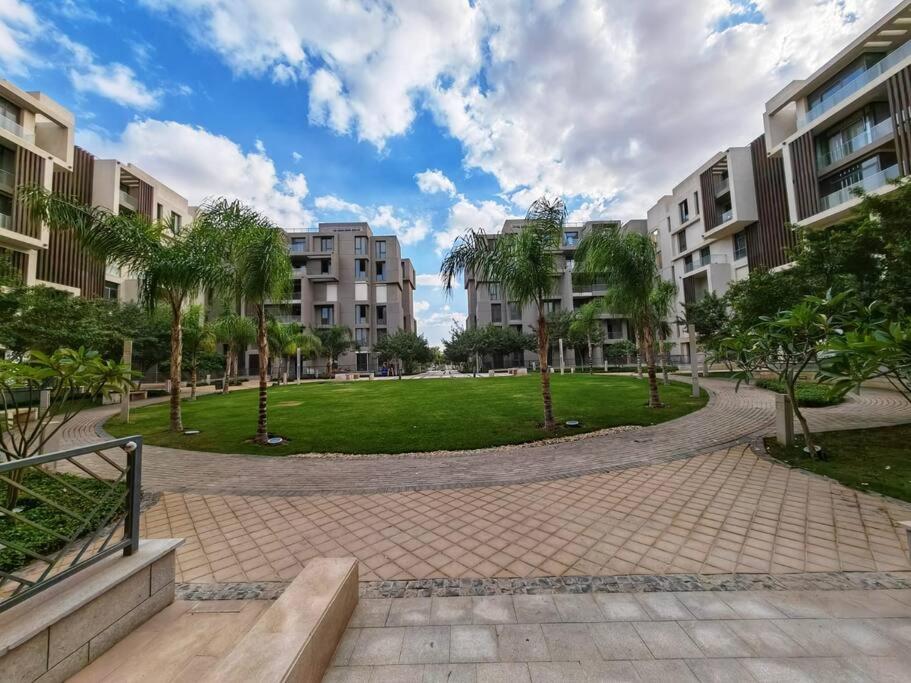 Super Luxury Apartment - Gated Community