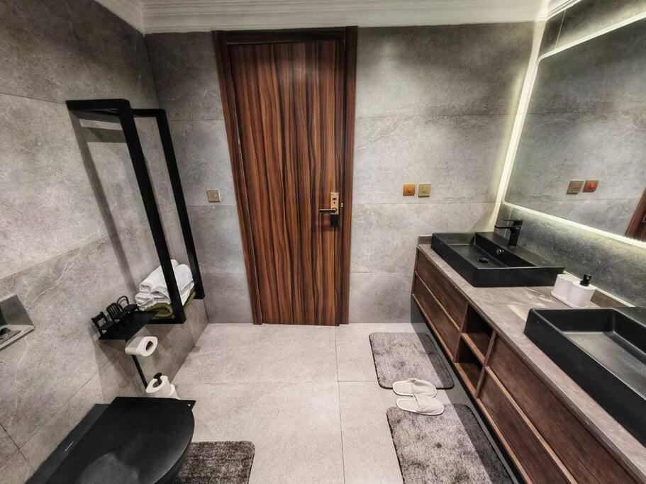 Super Luxury Apartment - Gated Community